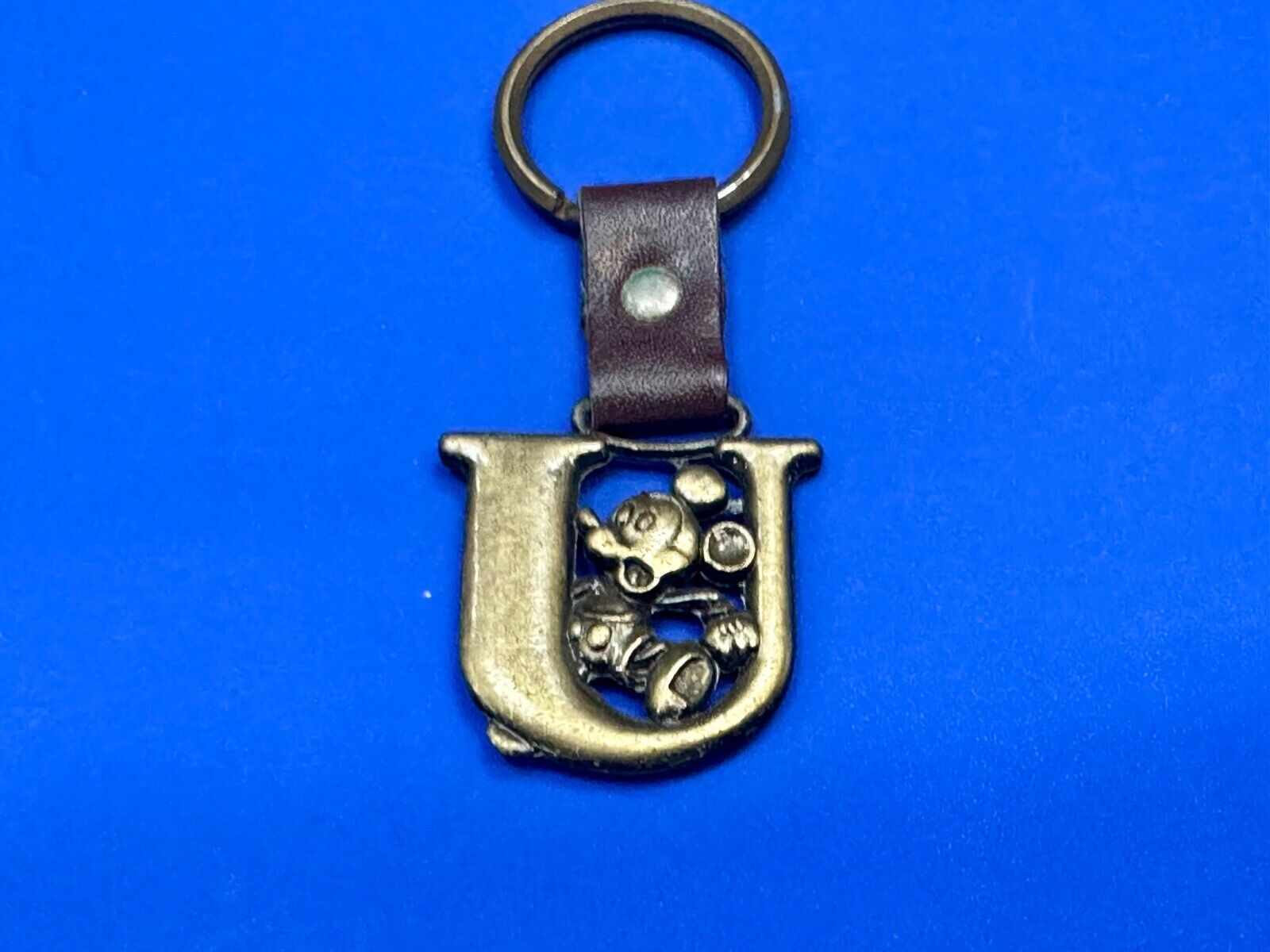 VINTAGE LETTER INITIAL U MICKEY MOUSE DISNEY KEYCHAIN BRASS and LEATHER FOB