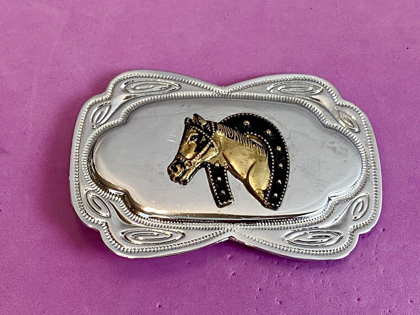 VINTAGE DIMENSIONAL WESTERN HORSE HEAD through HORSESHOE EQUESTRIAN BELT BUCKLE 