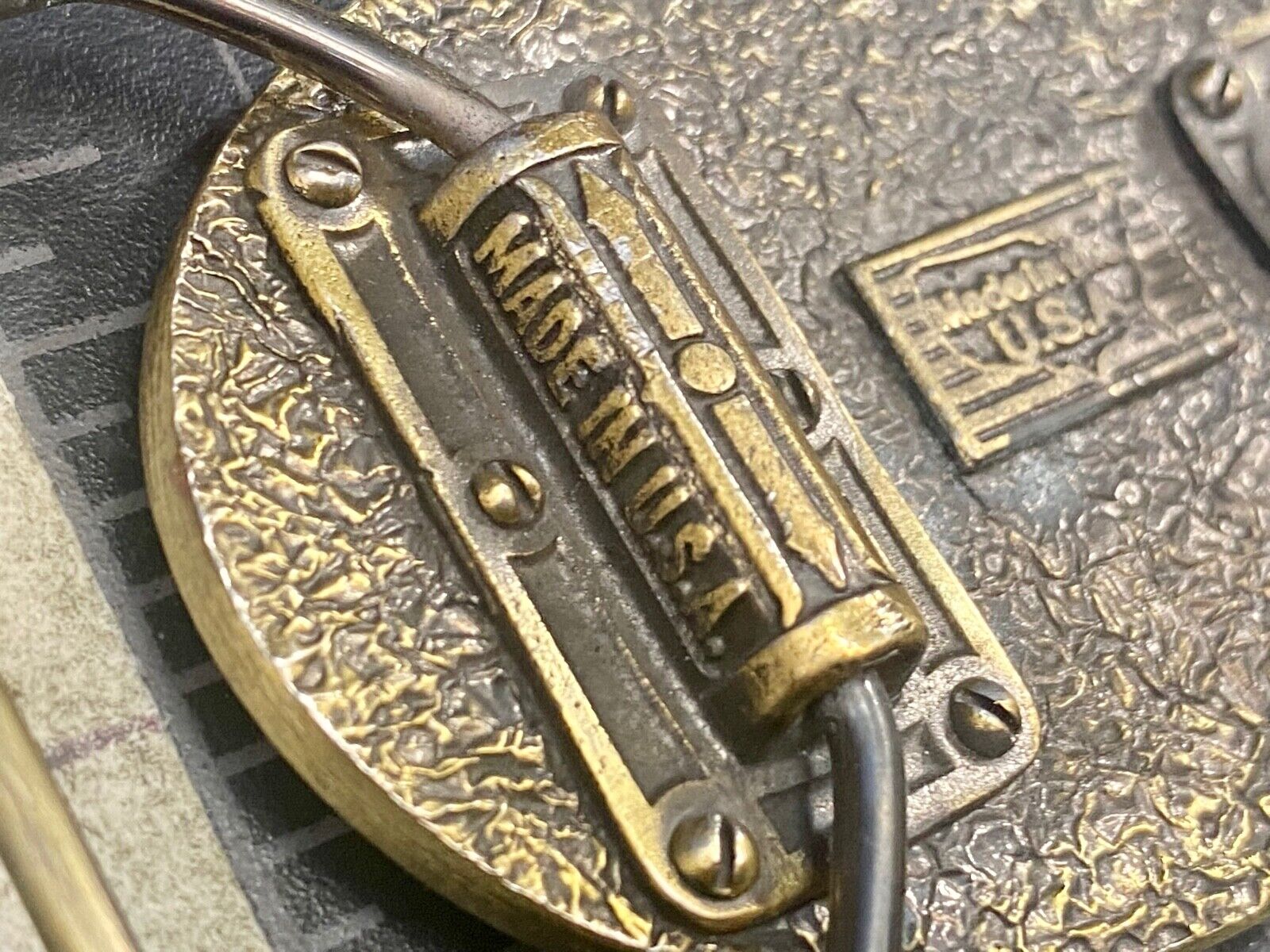 Vintage 1970S Nra Ila  Defender Of Firearms Freedom Belt Buckle 
