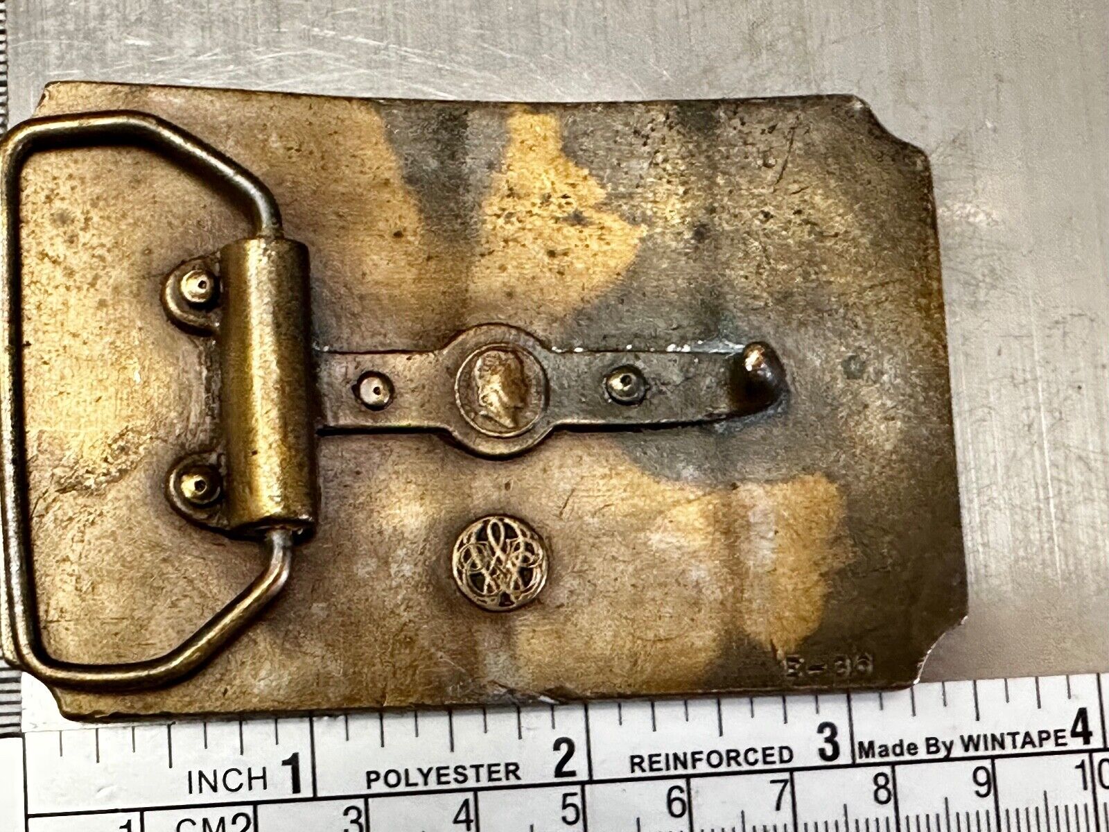 The Hangtown Jerkline Sierra Humps and Saddleback Vintage Bergamot Belt Buckle