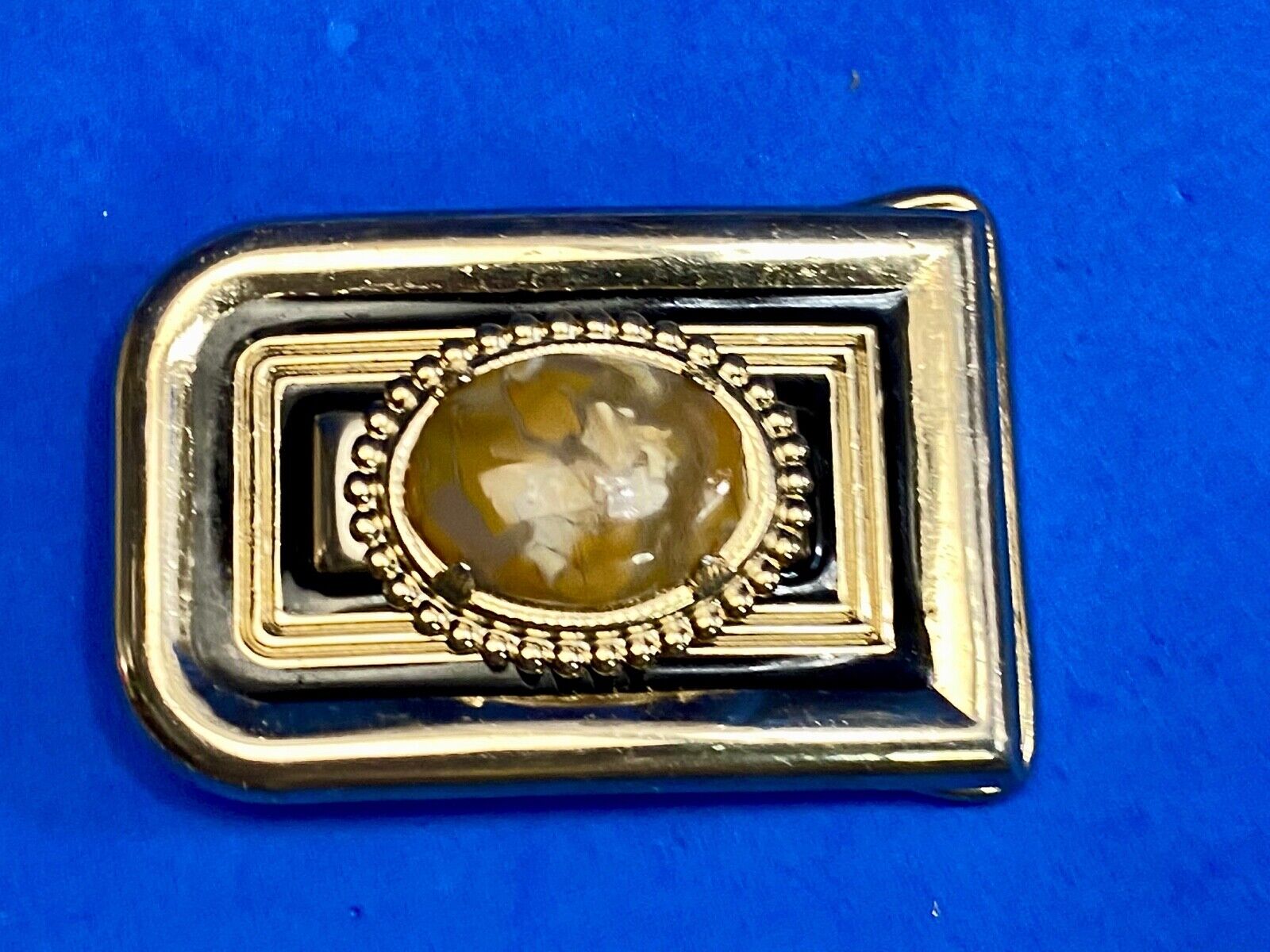 Vintage Cab Cabochon Stone Centerpiece On Small Gold Tone Belt Buckle 