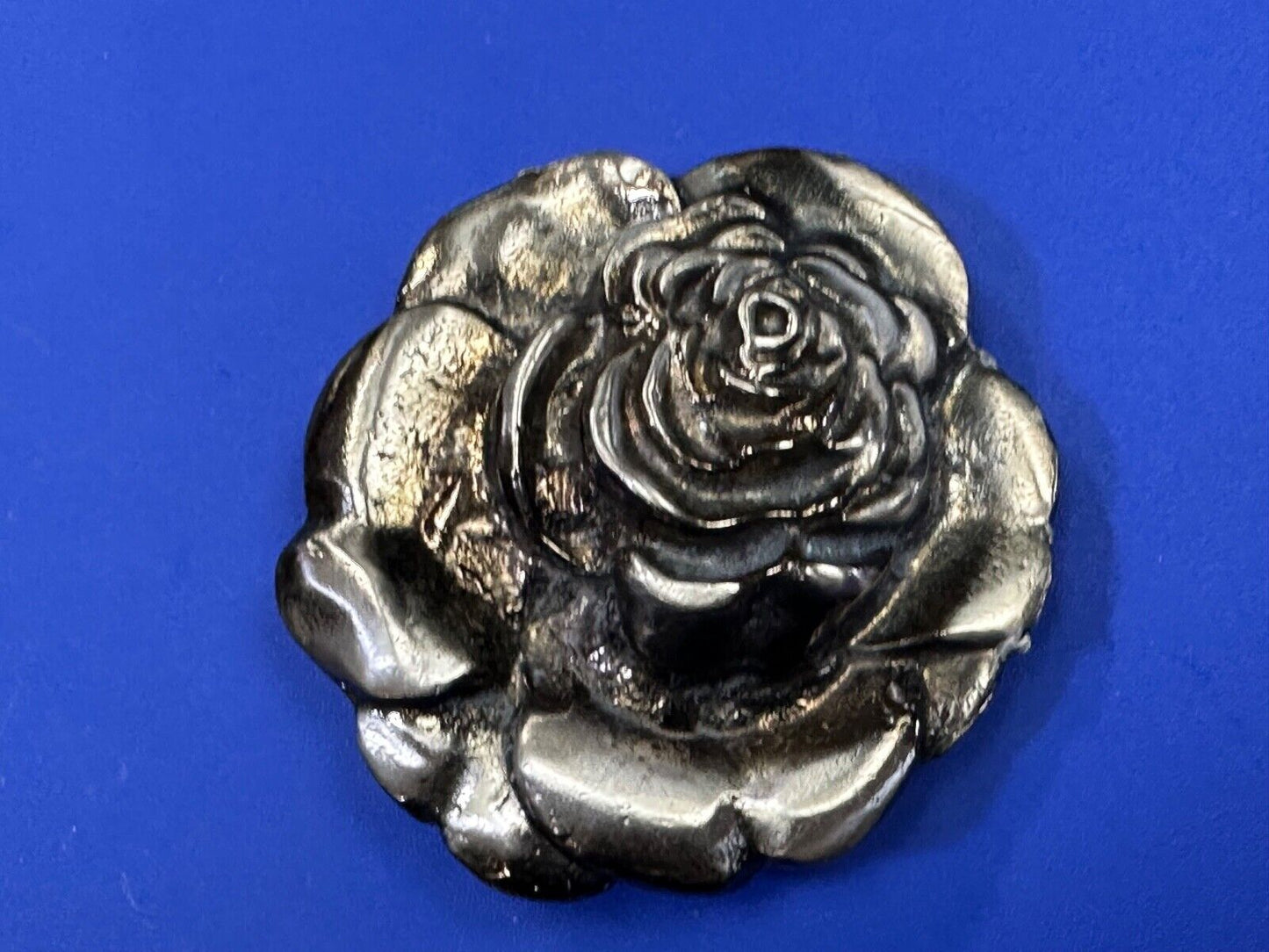 Artisan flower Rose - Vintage silver tone figural belt buckle