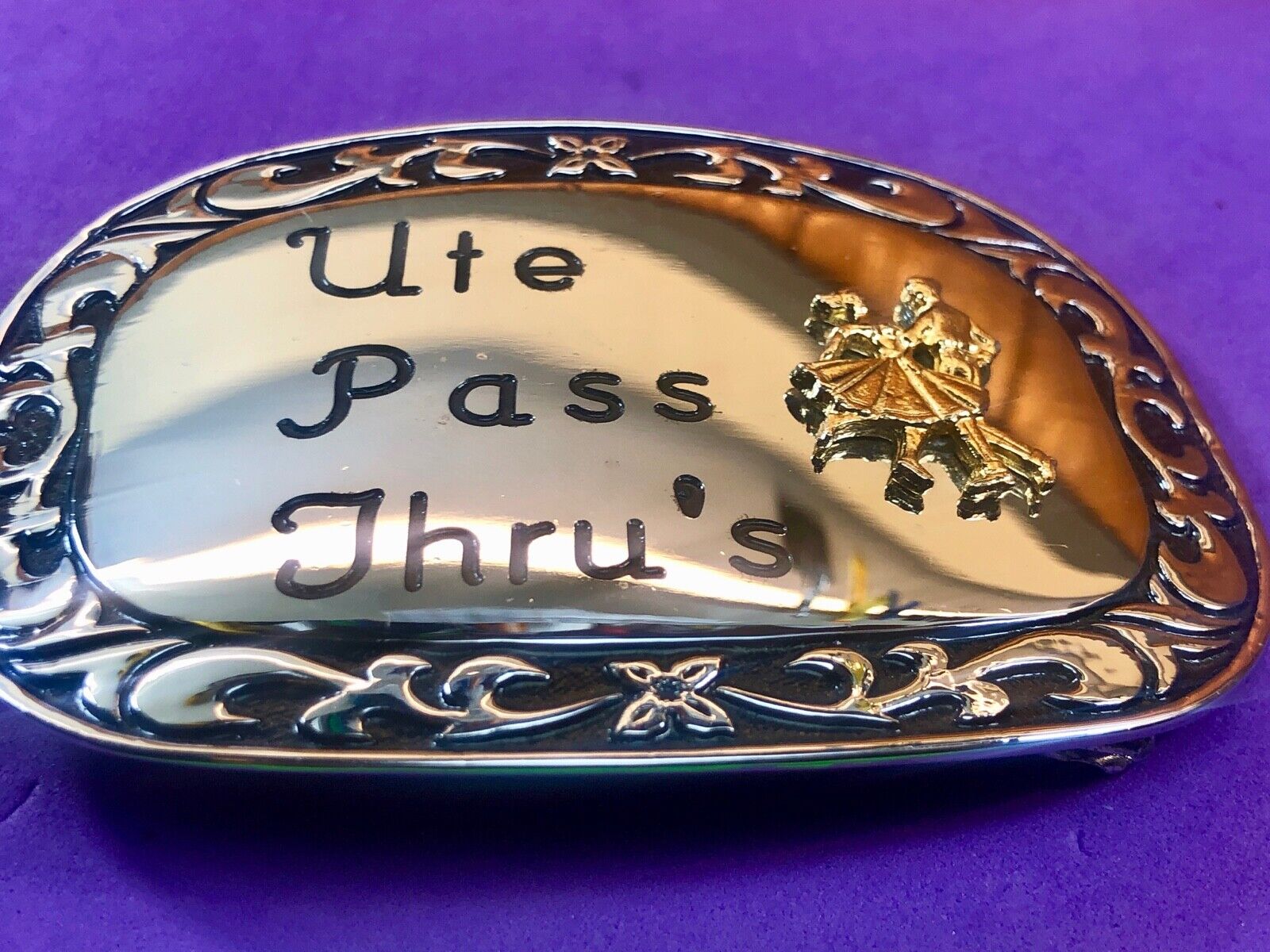 Ute Pass Thru's western country line square dancing couple  belt buckle 