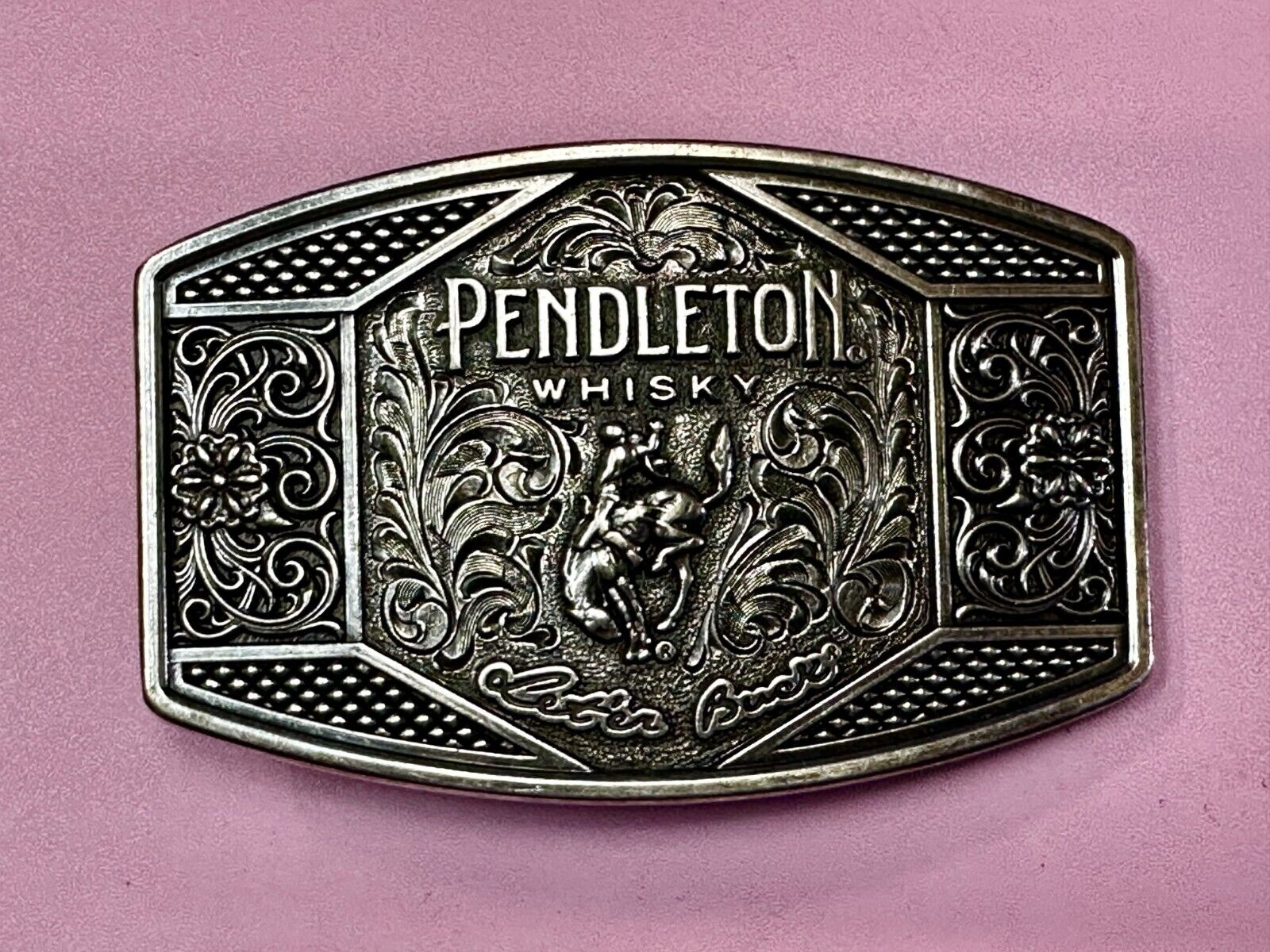 2022 Pendleton Whiskey Let'er Buck Rodeo Cowboy Montana Silversmiths Belt Buckle