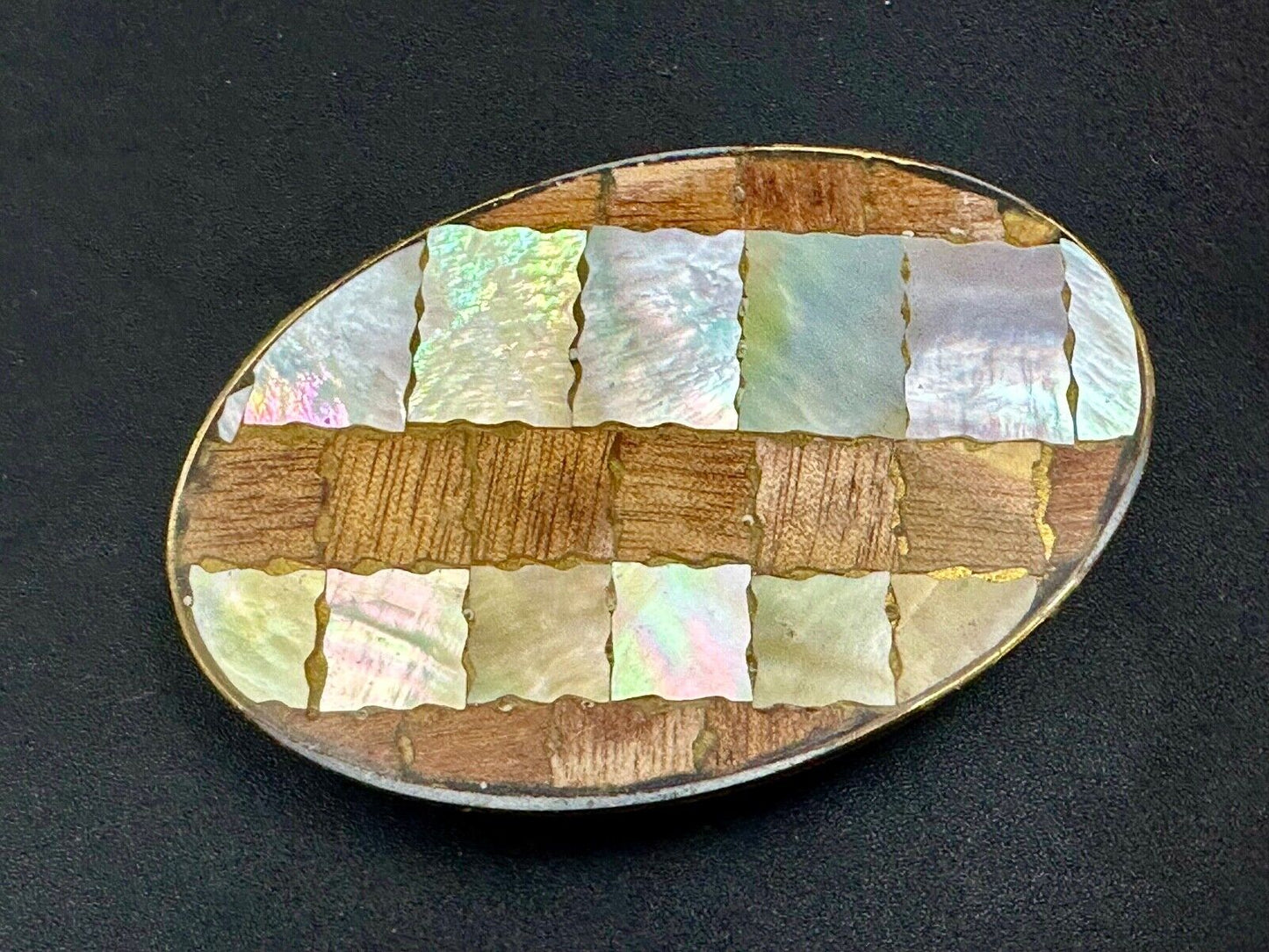 Abalone Shell and wood squares in Vintage oval belt buckle - See Hallmark!