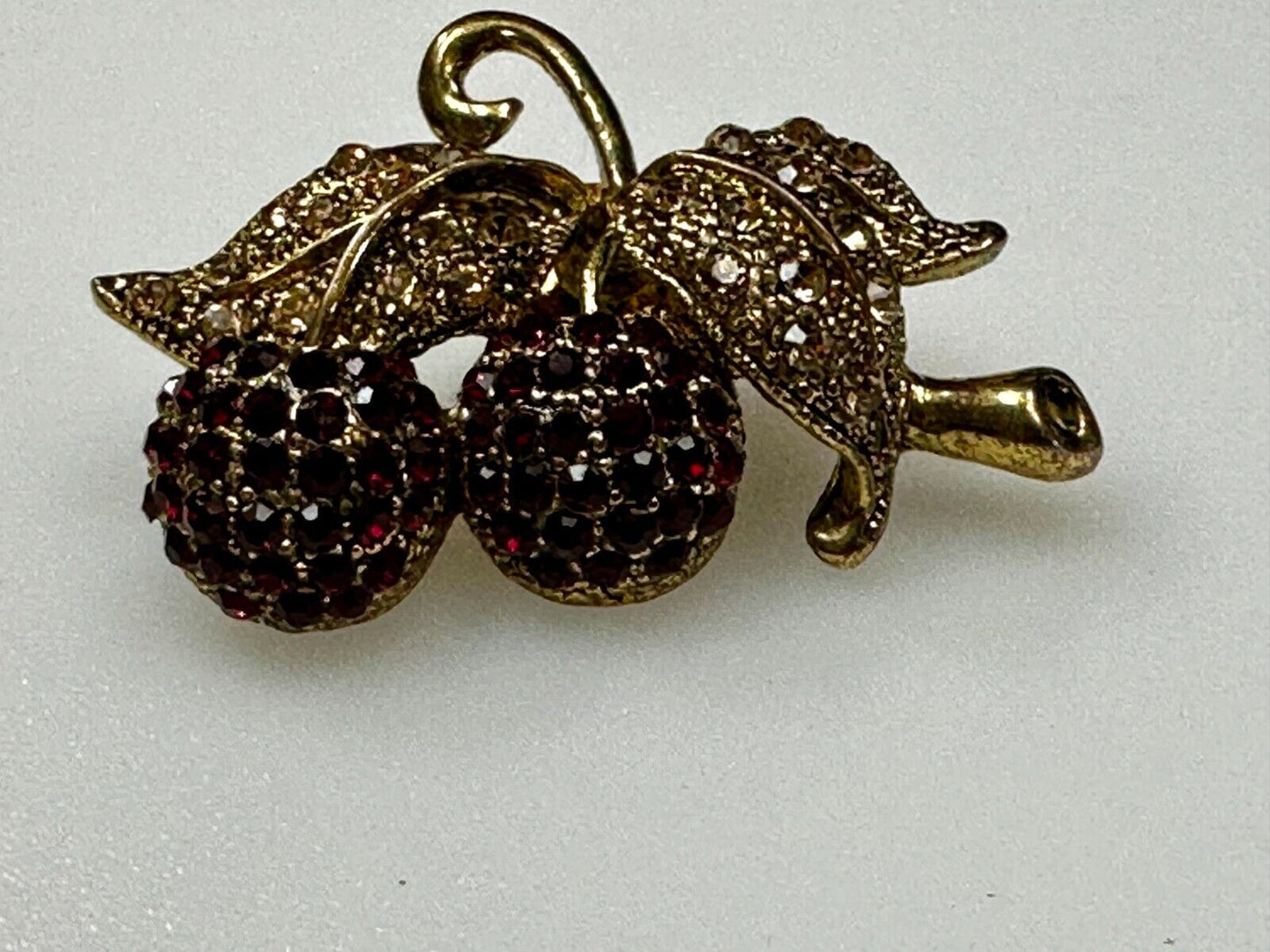 Two Cherries Cluster Fruits Vtg. Rhinestone Covered Figural Gold Tone Brooch Pin