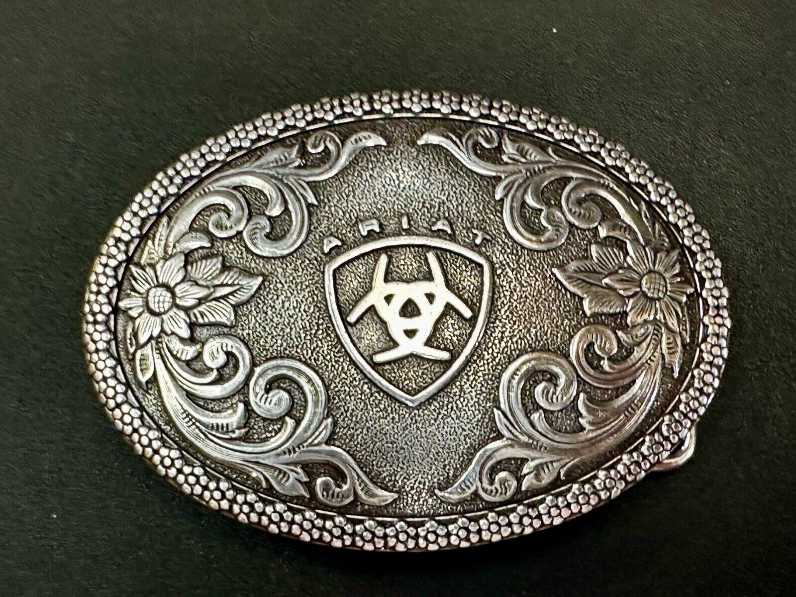 Ariat - Western flower swirl design oval replacement belt buckle