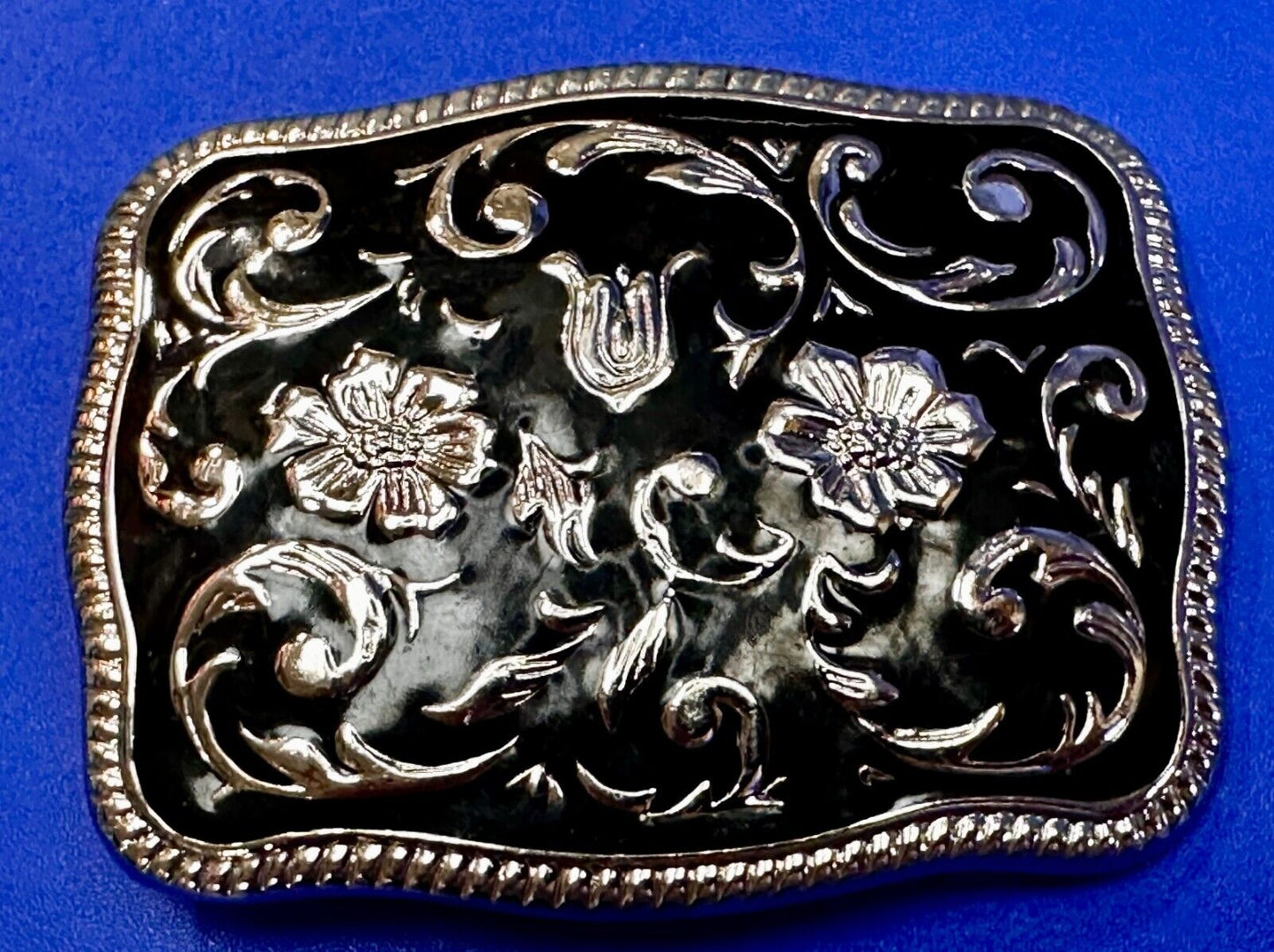 Black & Silver Color Ornate Western Flower Swirl Floral Theme Belt Buckle