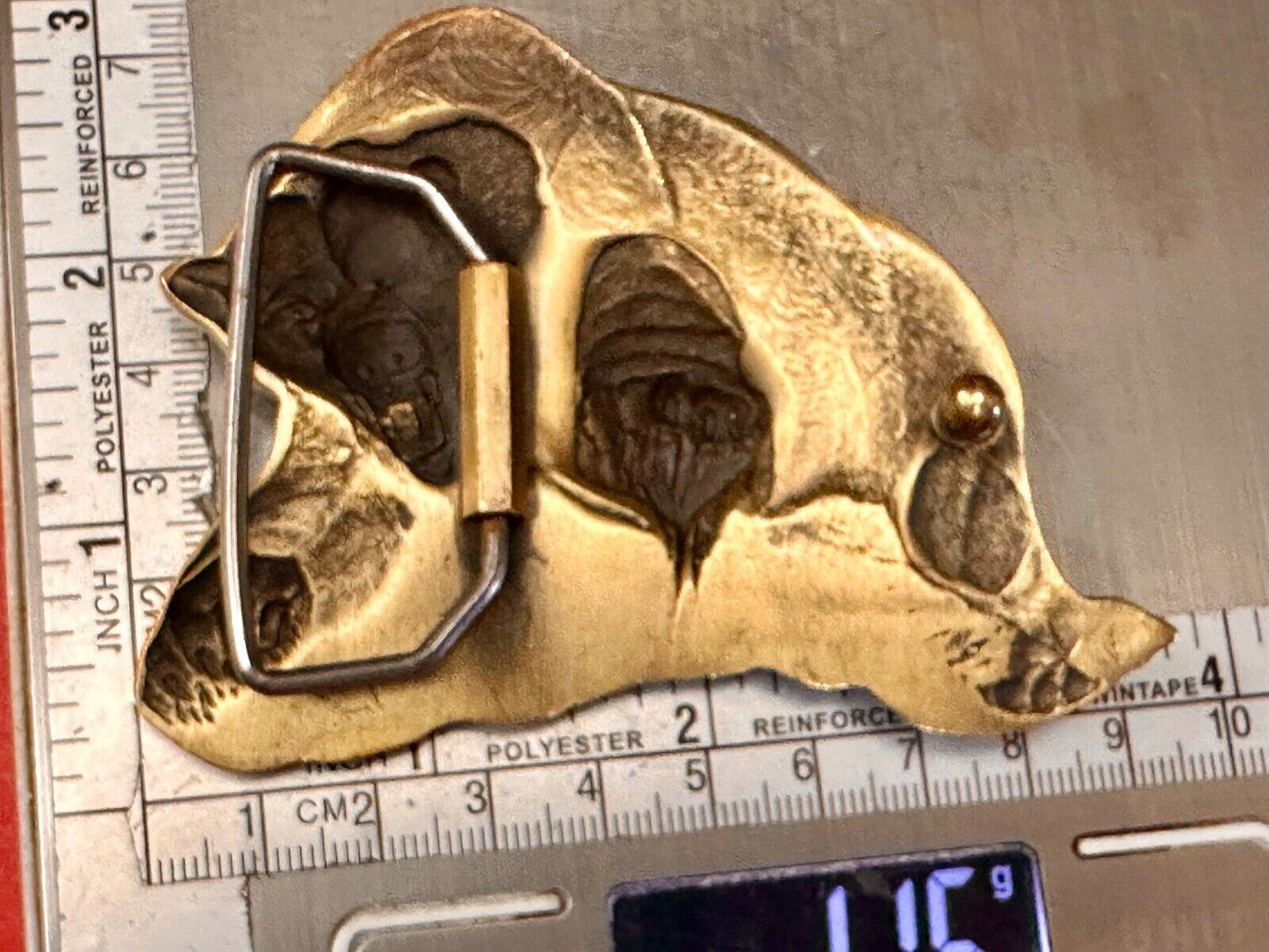 Attacking Grizzly BEAR - Paw reaching out 3D figural belt buckle