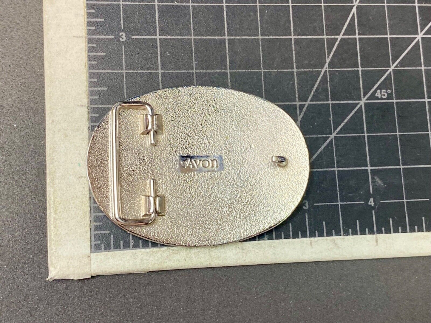 VINTAGE 1970s AVON **WESTERN HORSE SADDLE** OVAL SILVERTONE BELT BUCKLE