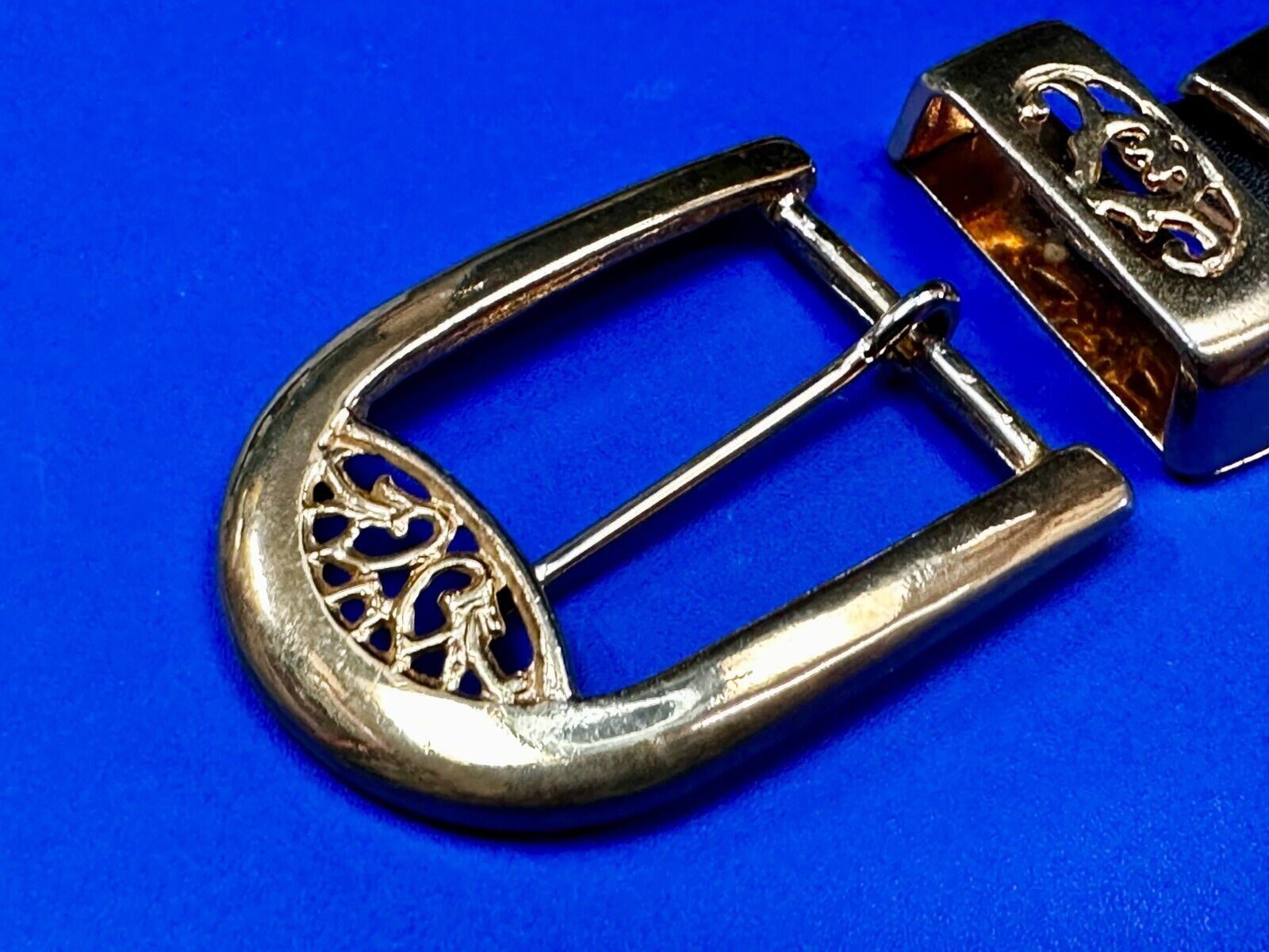 Three Piece Vintage Ranger Belt Buckle Set - Keeper & Tip Included