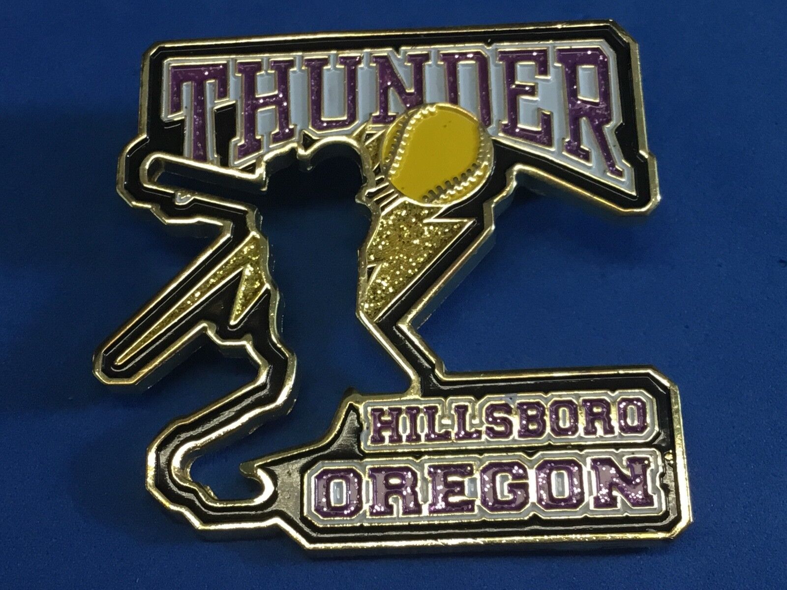 THUNDER HILLSBORO OREGON 2007   fastpitch softball hat lapel pin
