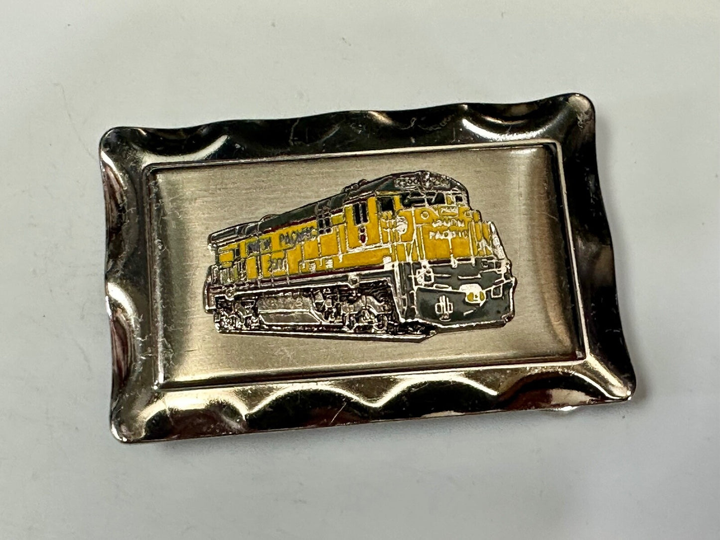 Union Pacific Yellow Train Rail Road Steam Engine Silver Tone Vtg. Belt Buckle