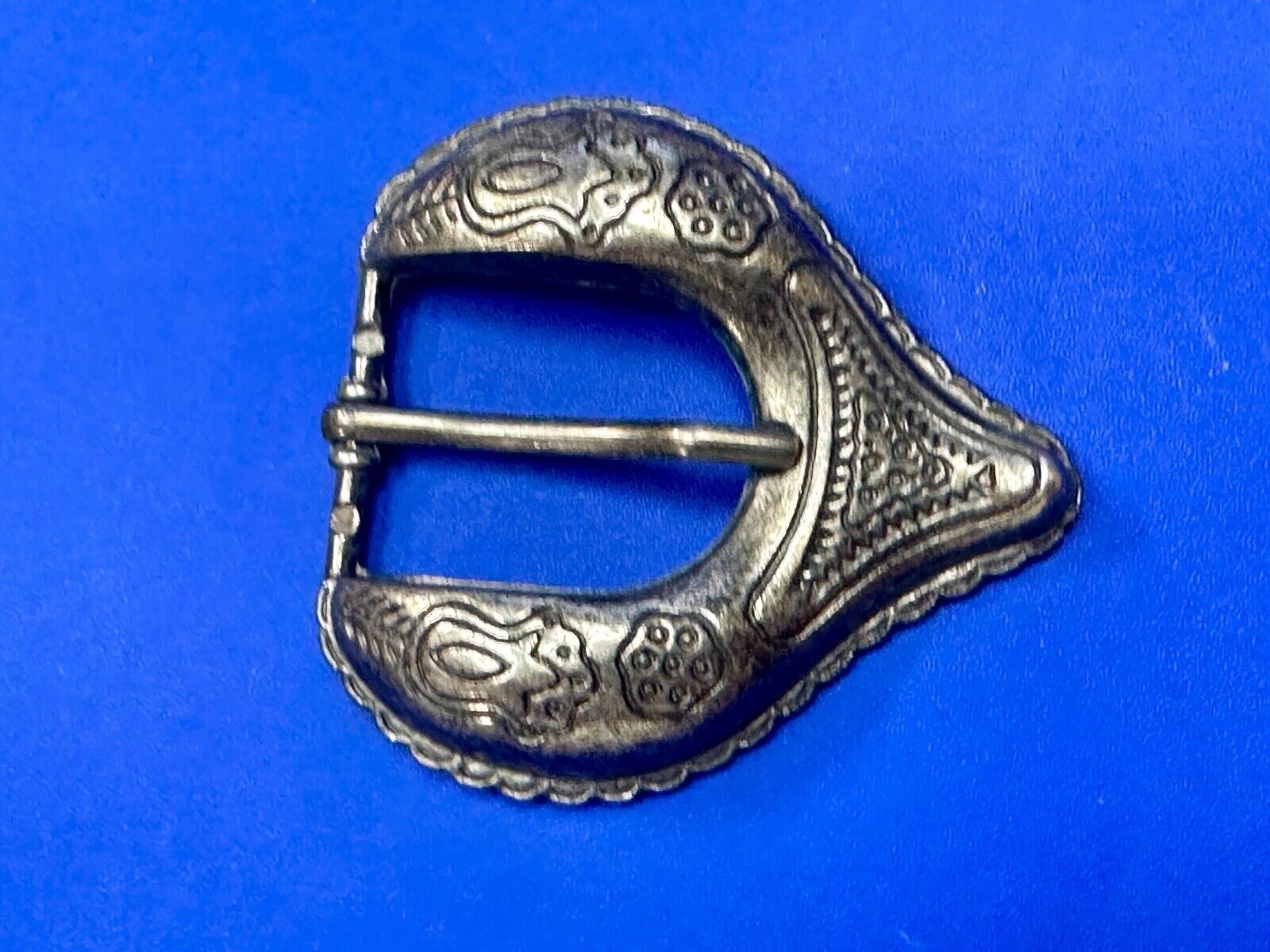 Abstract stretched Heart pattern Replacement silver tone Dress Style belt buckle