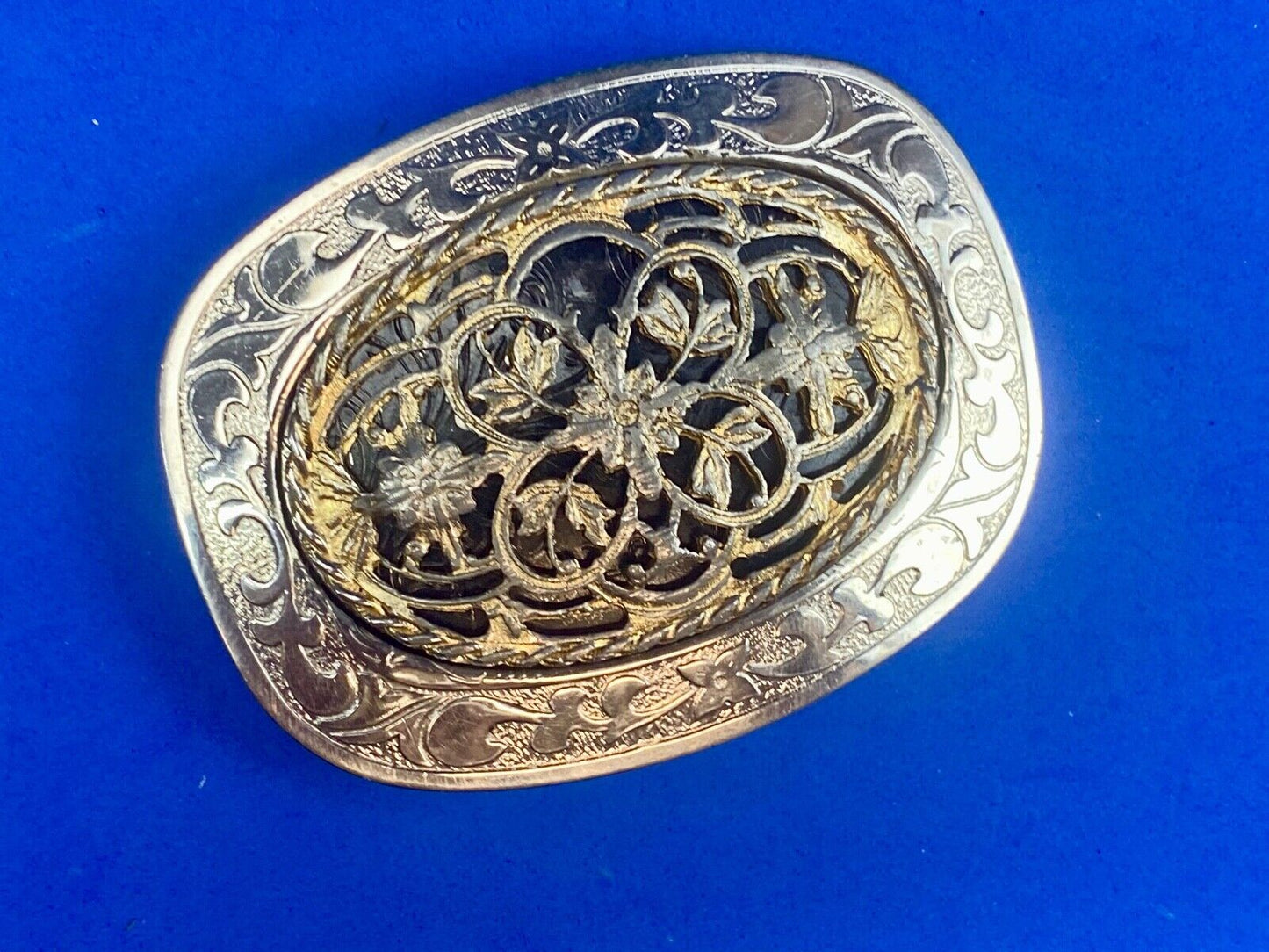 Victorian? Looking / feel - see through wire mixed metal vintage 4" belt buckle 