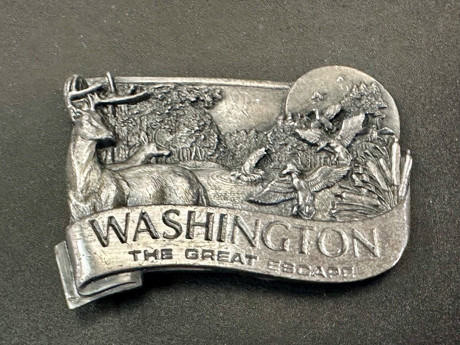 VINTAGE 1984 **WASHINGTON** THE GREAT ESCAPE PEWTER BELT BUCKLE BY BERGAMOT
