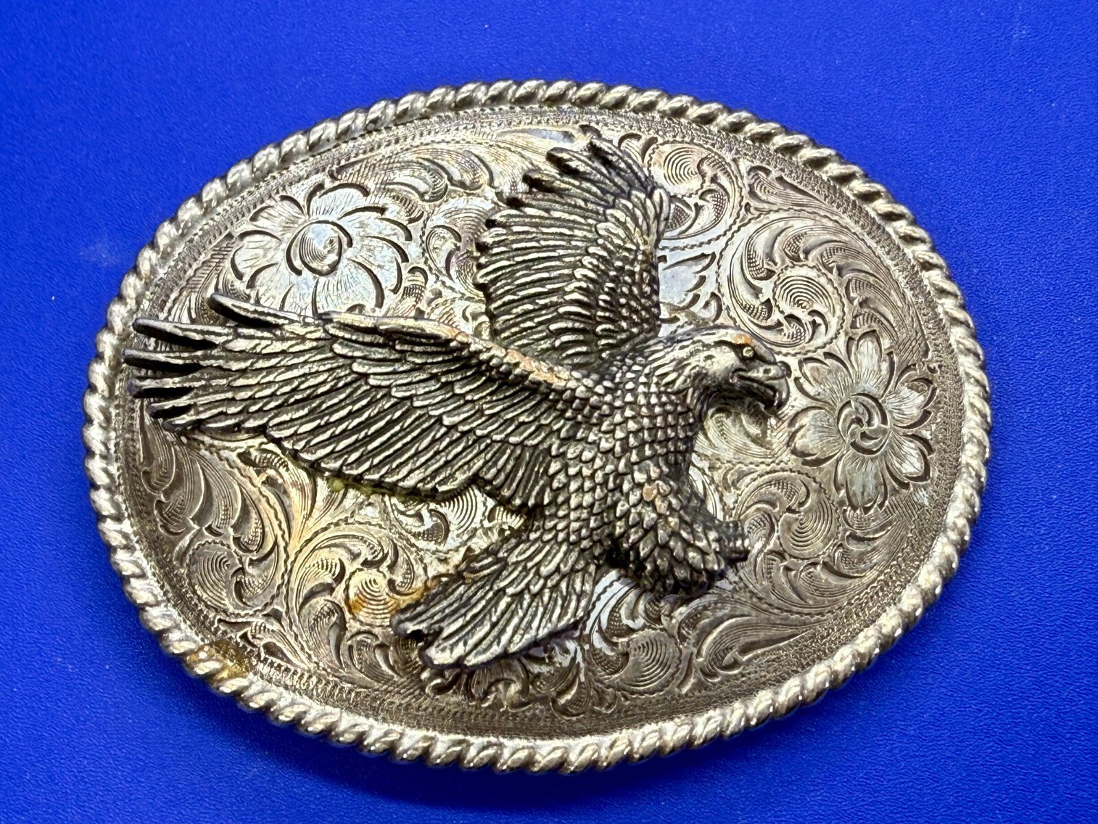 American Bald Flying Eagle Patriotic Flower Swirl Ornate Western Belt Buckle