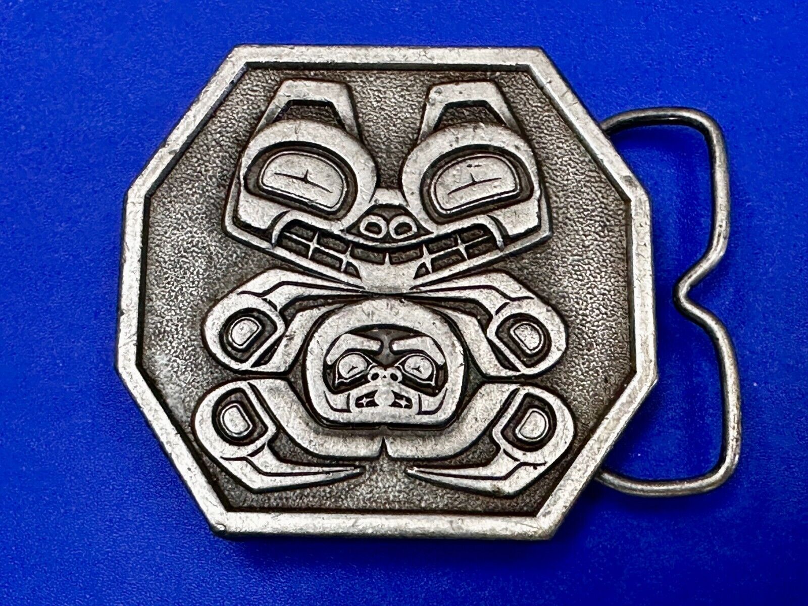 Totem Art Haida Clan Grizzly Bear Revered VTG 1977 Bergamot Belt Buckle