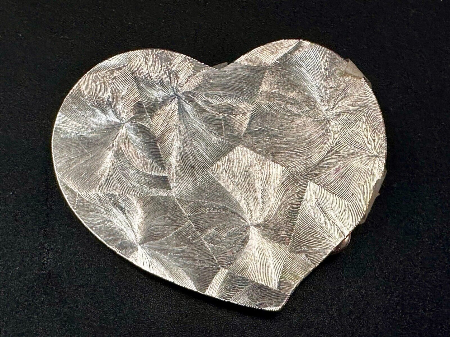 Artisan Heart Shaped Brushed Silver Color Cutout Belt Buckle