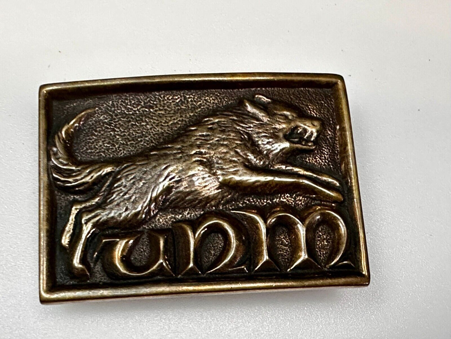 UNM Lobos University New Mexico  Vintage School Spirit Football Belt Buckle