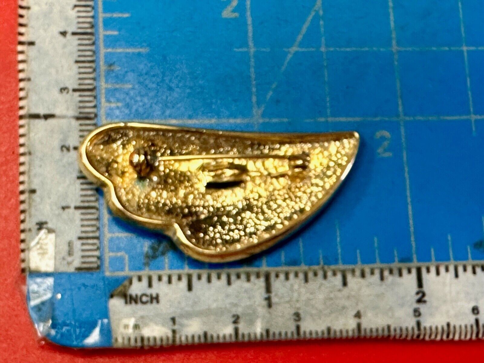 Abstract Leaf Shaped Black Enamel Gold tone brooch pin