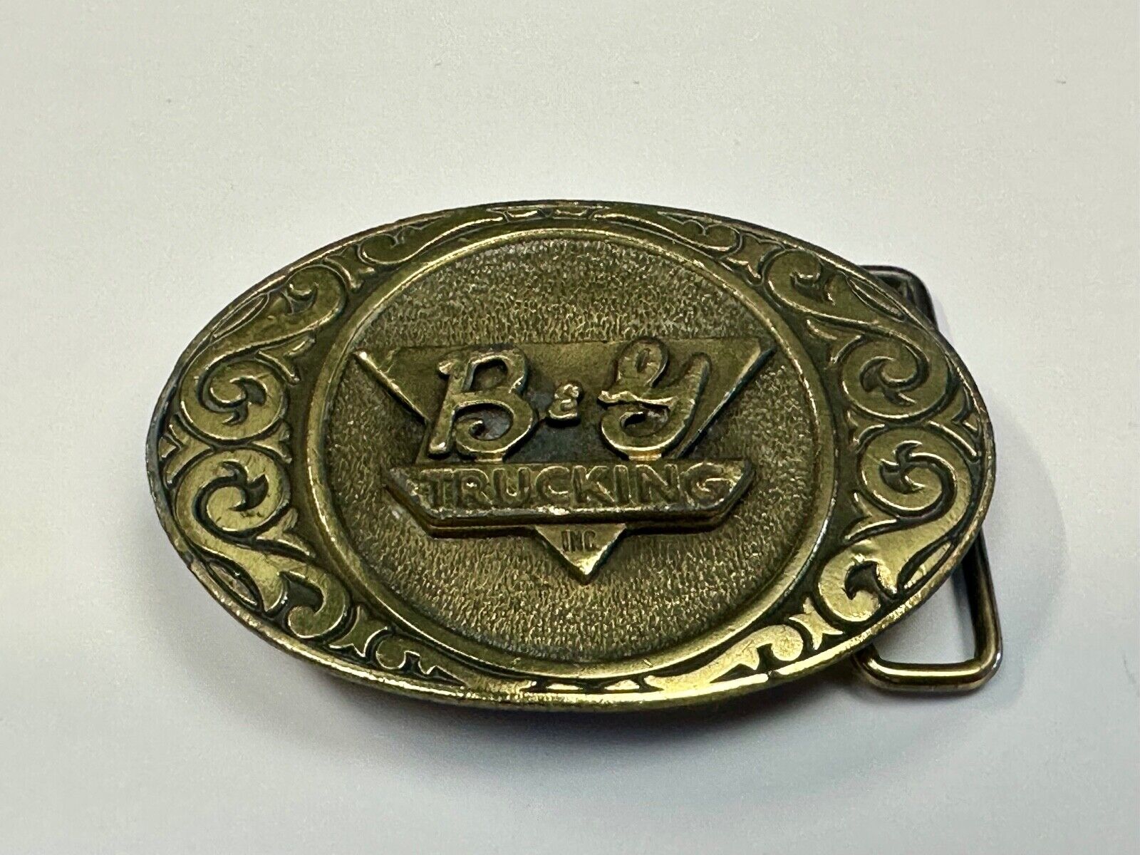 Vintage B & Y Trucking Western Promotional Advertising belt buckle