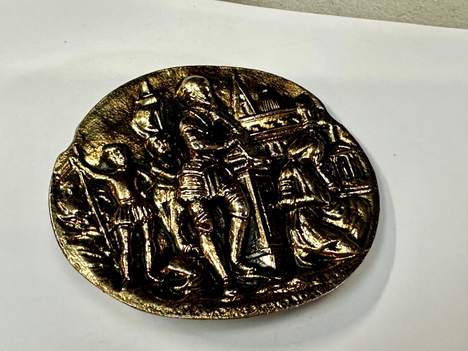Ancient Egyptian Pharaoh Prince Warrior Figure Vintage Gold Tone Belt Buckle