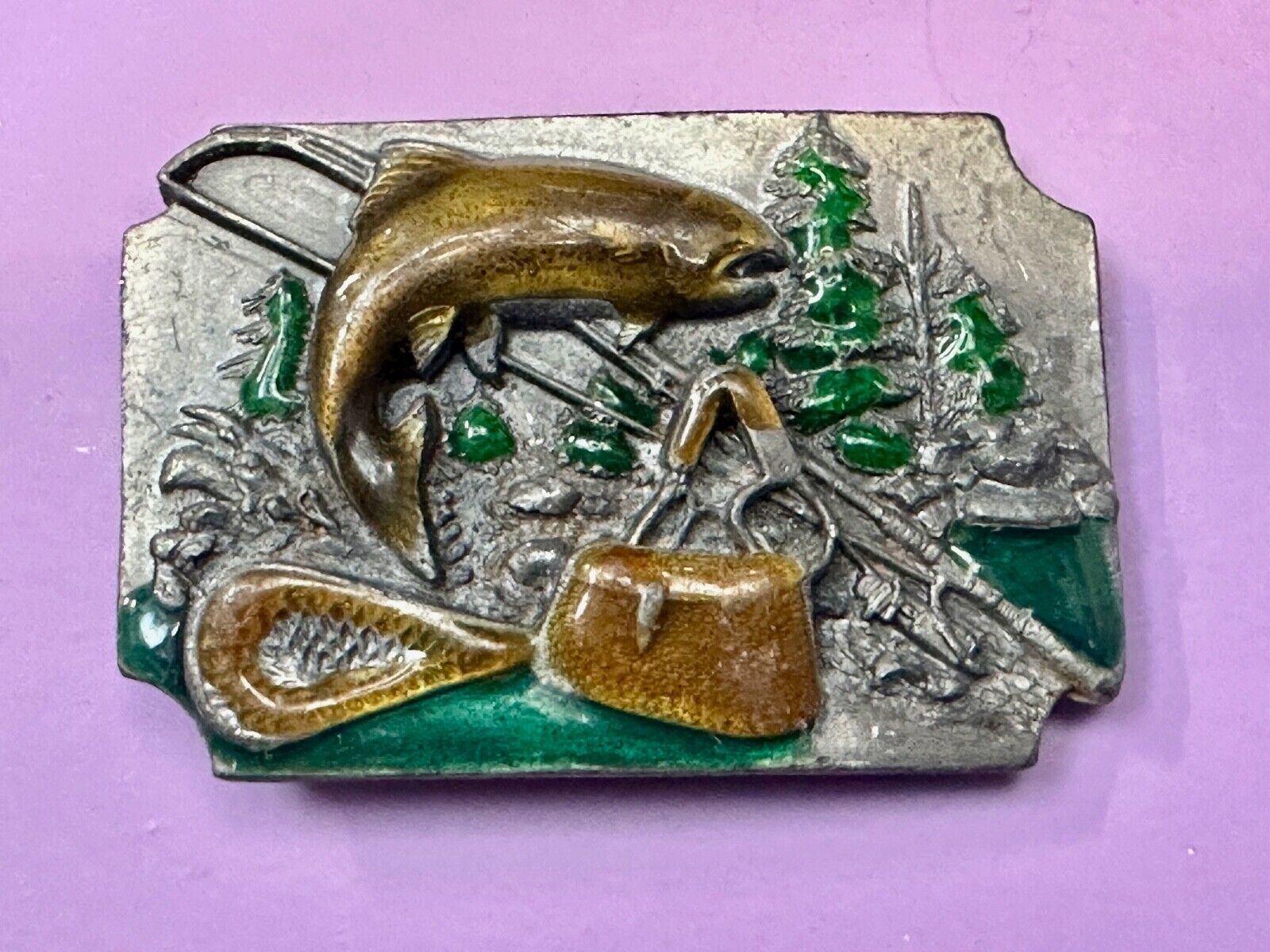 A bad day fishing is Better than a good day of working Vtg. Siskiyou Belt Buckle