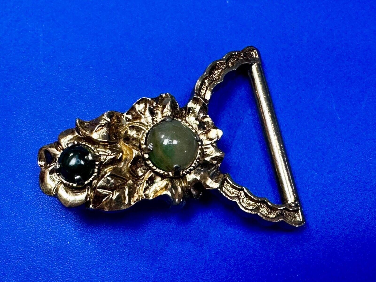 Victorian Style Green Jade? Cabochon Stone On Small Gold Tone Belt Buckle