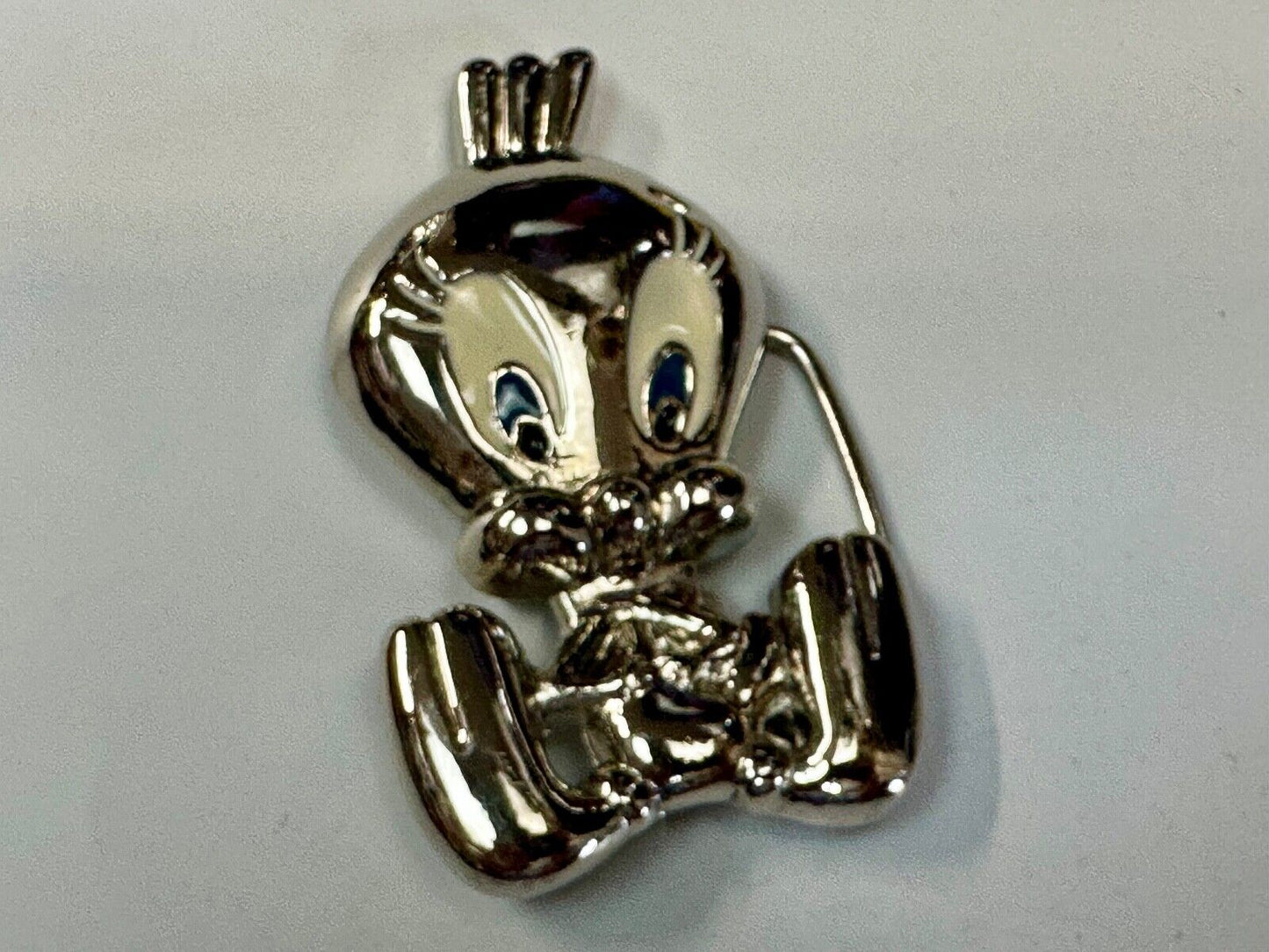 Tweety Bird Looney Tunes Enamel Eyes Silver Tone Small Vintage Belt Buckle