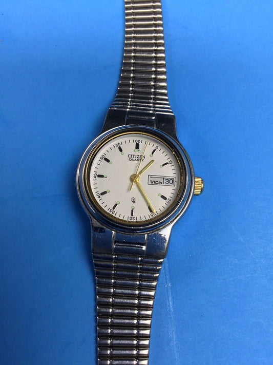 Vintage Citizen Cq Quartz Day Date 6000 Watchsilver Gold Mesh Ladies Women's