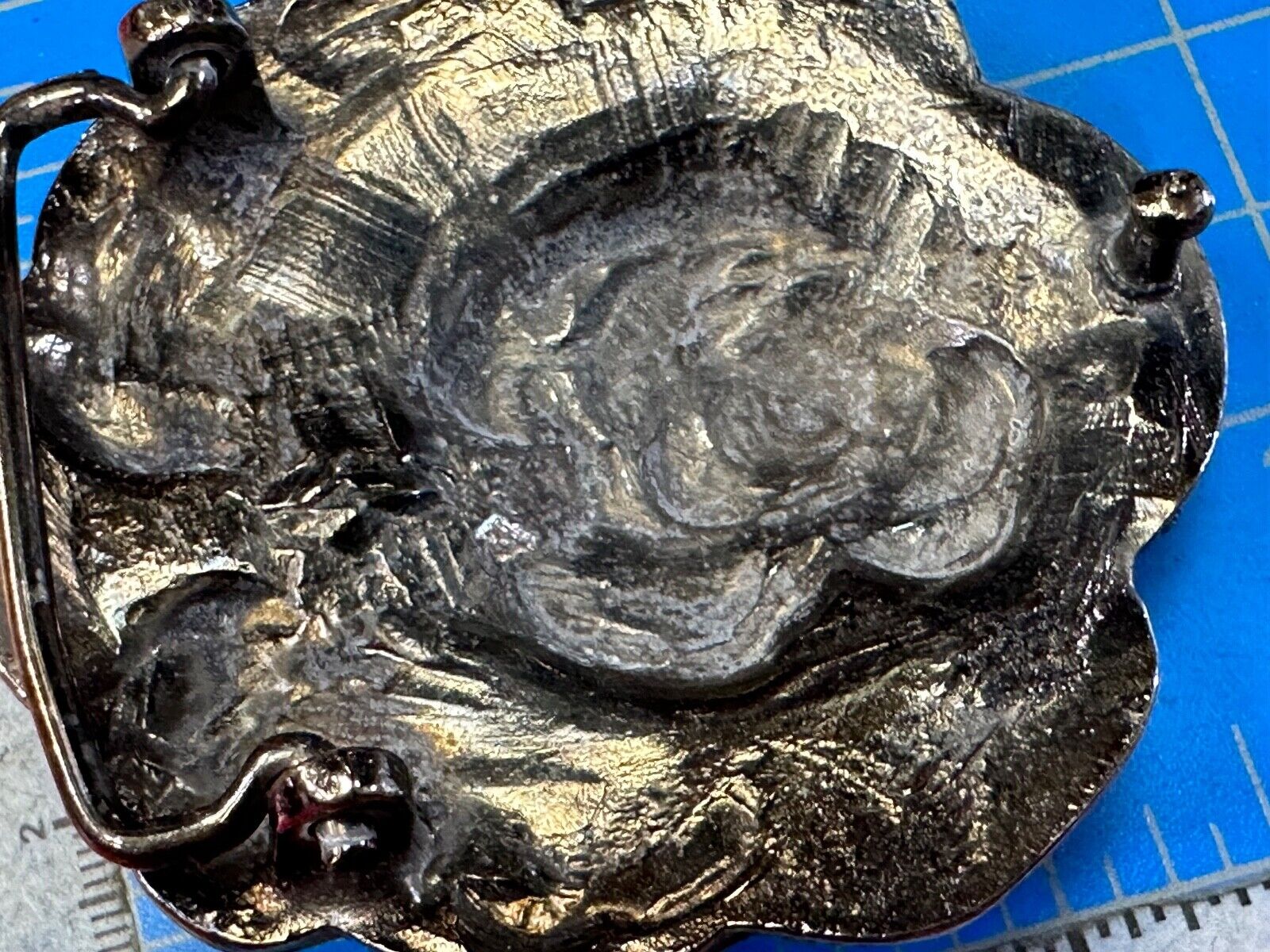 Artisan flower Rose - Vintage silver tone figural belt buckle