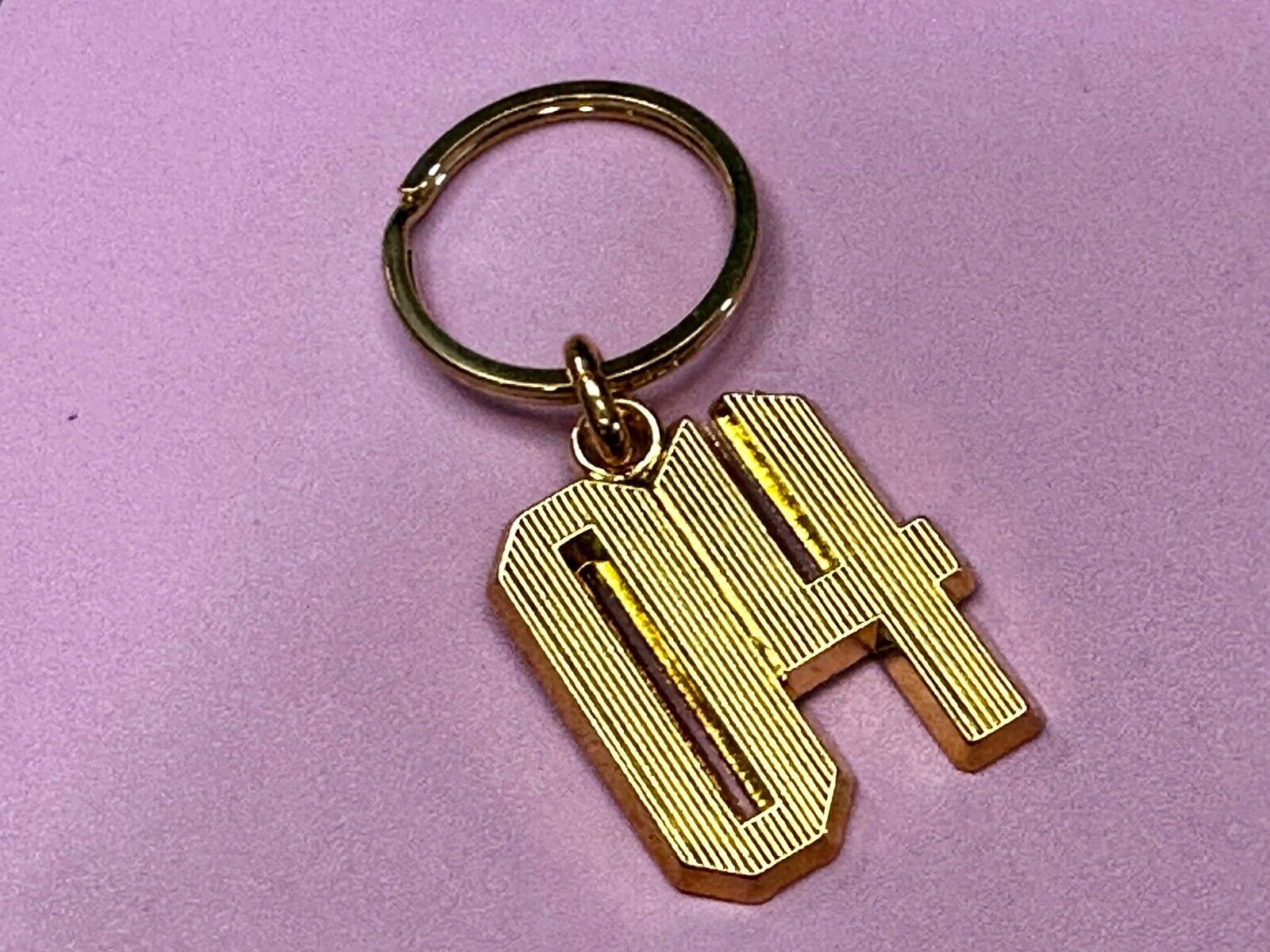 04 Number Gold Tone Keychain - Key Ring Chain - Class of Sports number