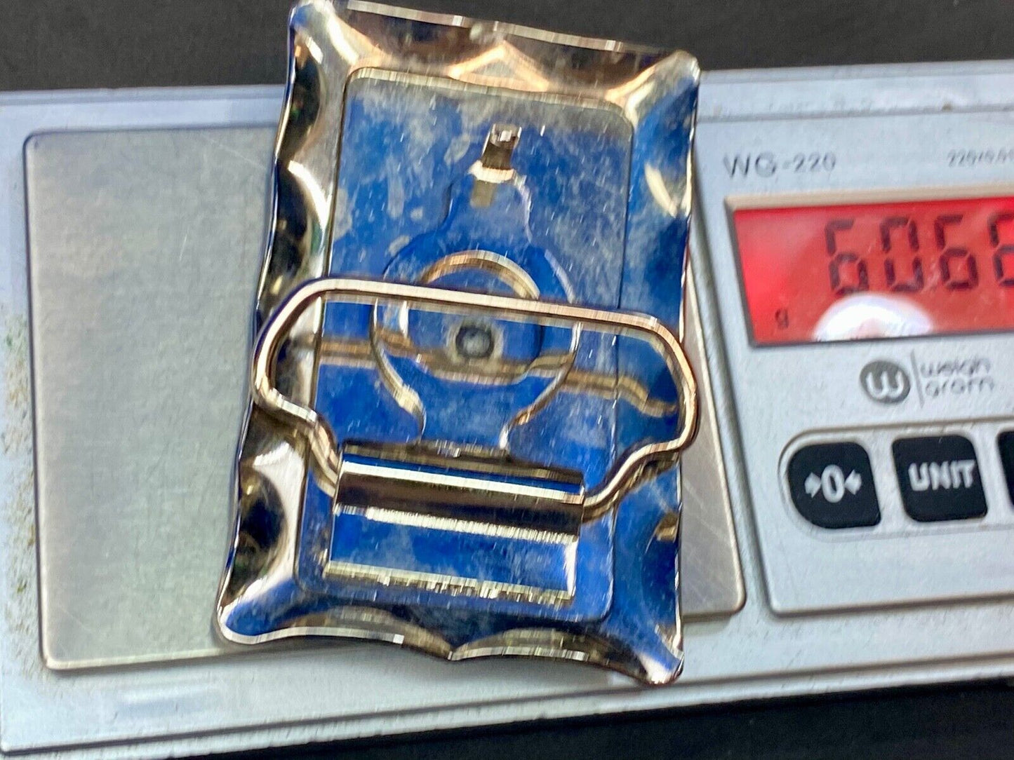 Two arrow symbol vintage western belt buckle 