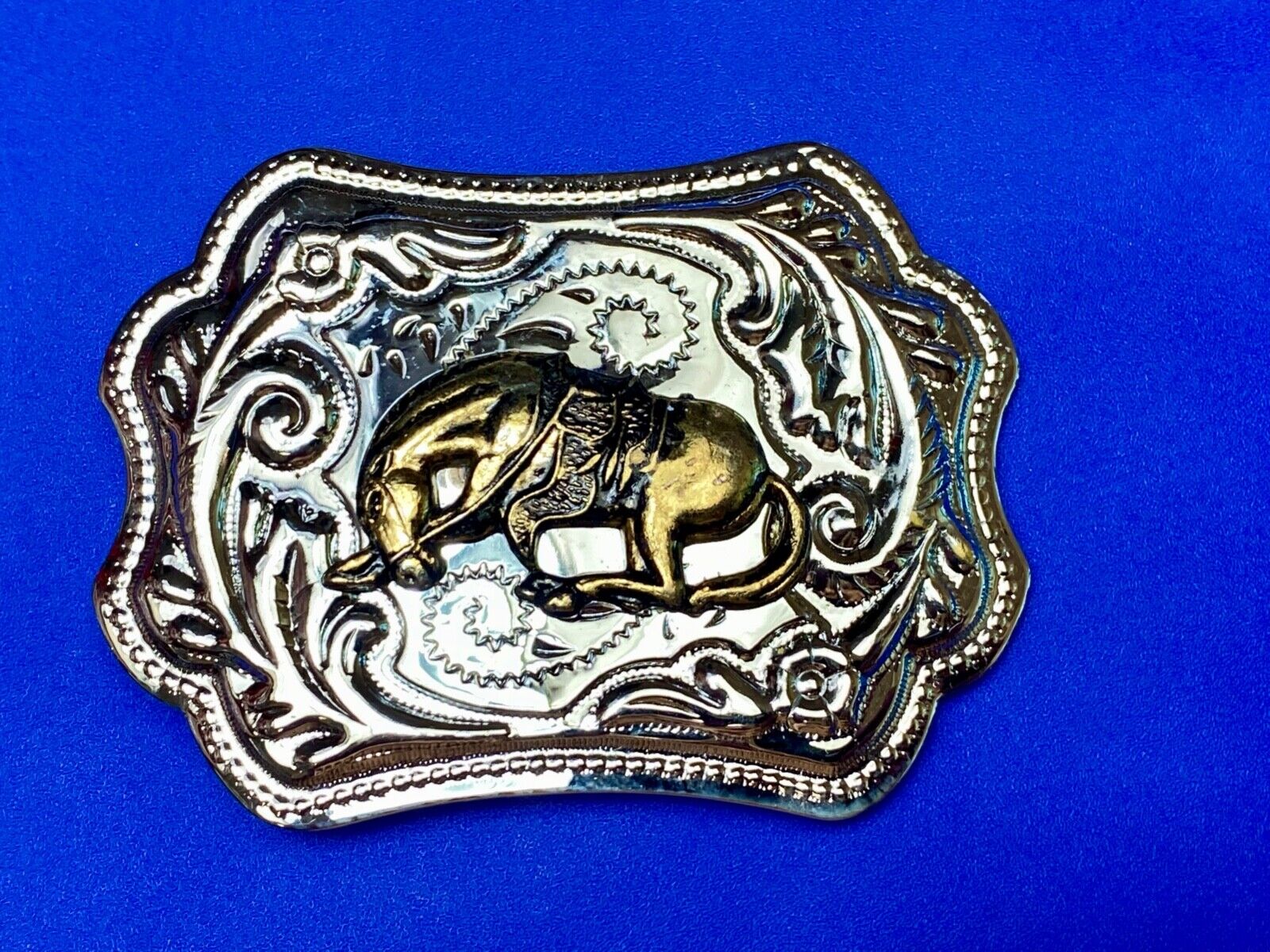 Vintage Horse End of the Trail two tone western belt buckle