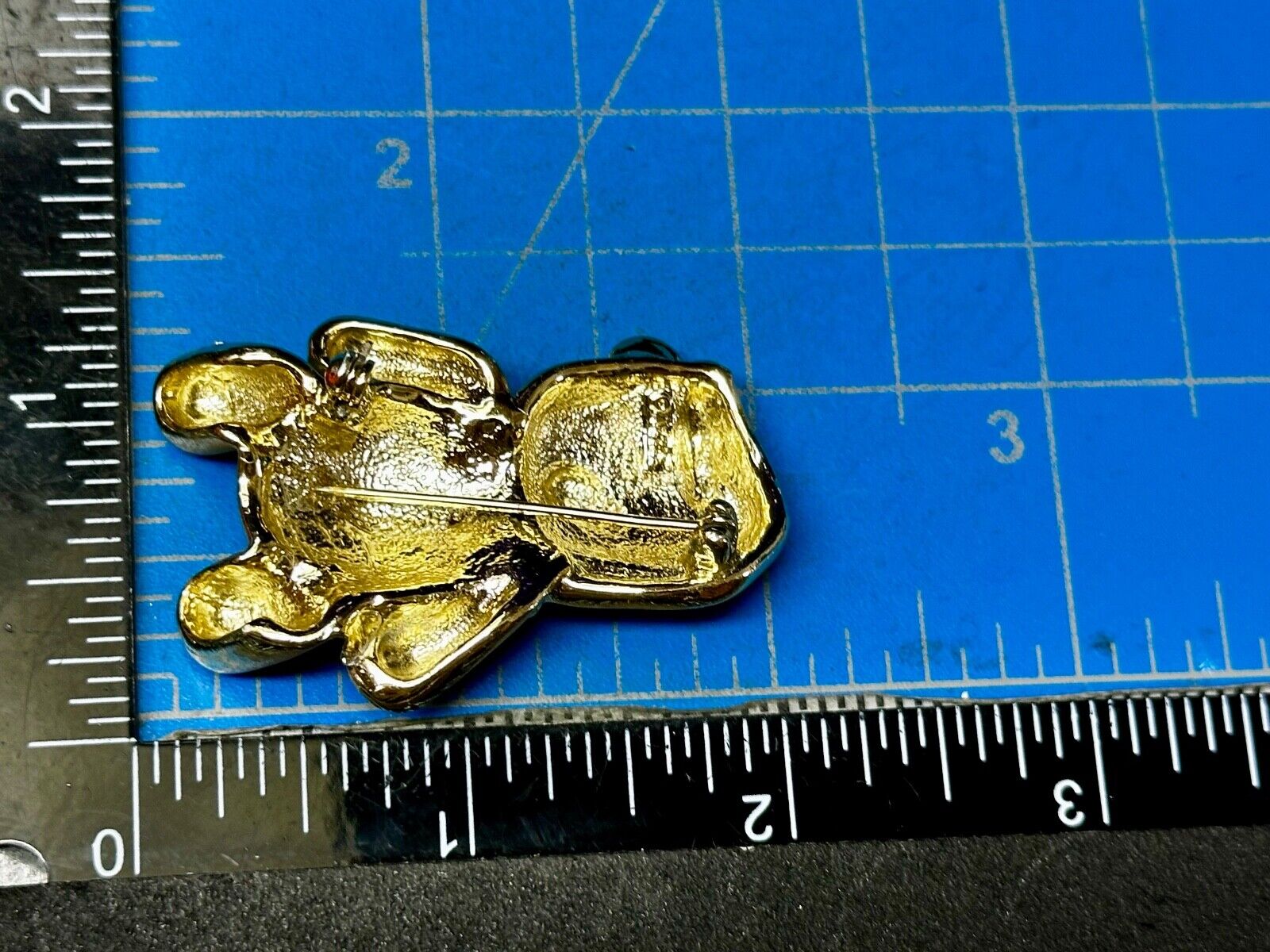 Adorable Teddy Bear Gold Tone Vintage Brooch Pin Signed by.AJC