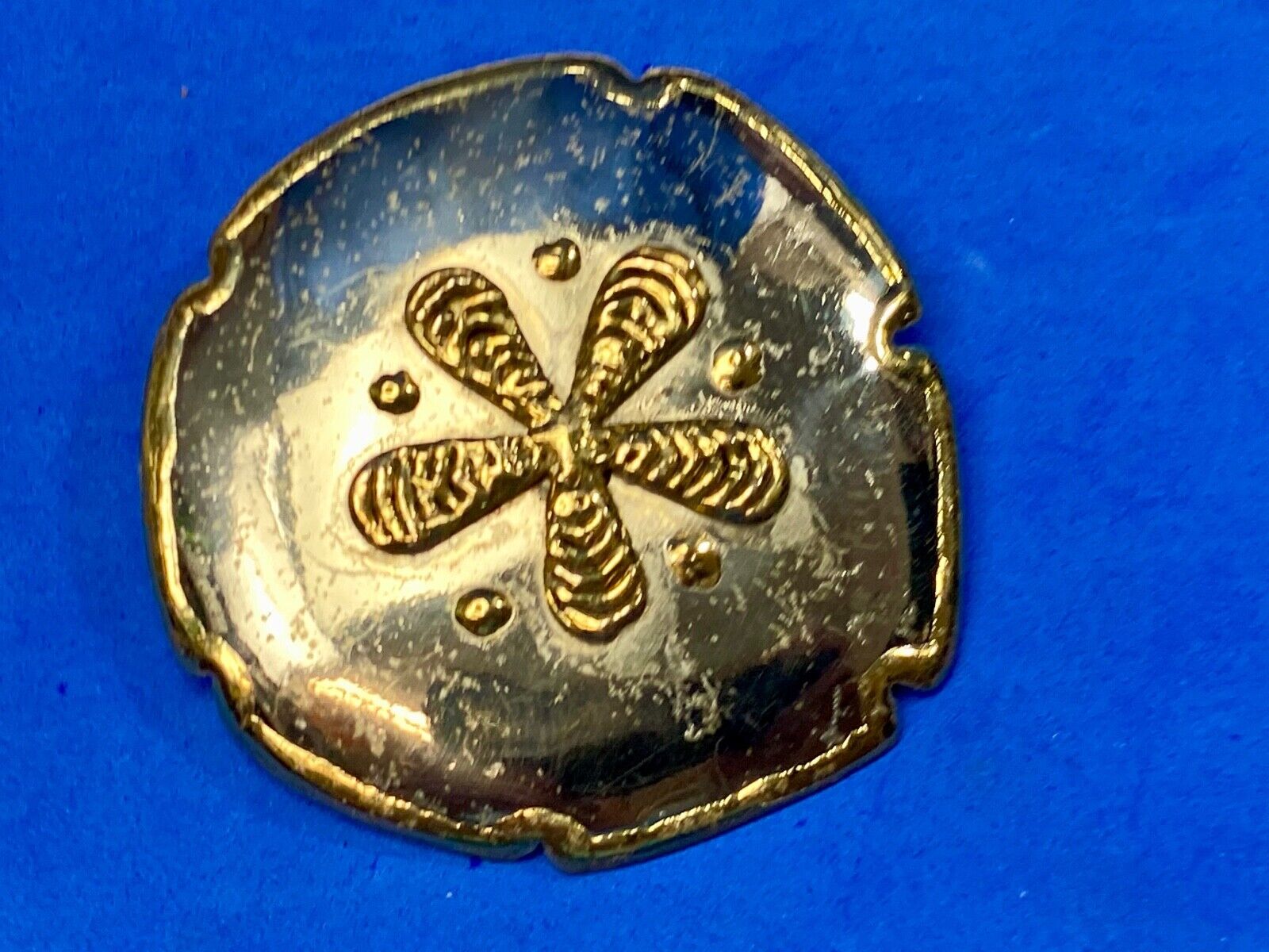 Vintage India inspired round dotted star horse abstract outlined belt buckle 