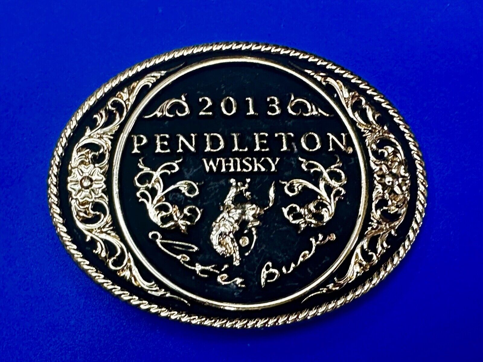 2012 Pendleton Whisky Let'er Buck Montana Silversmith Rodeo Cowboys Belt Buckle