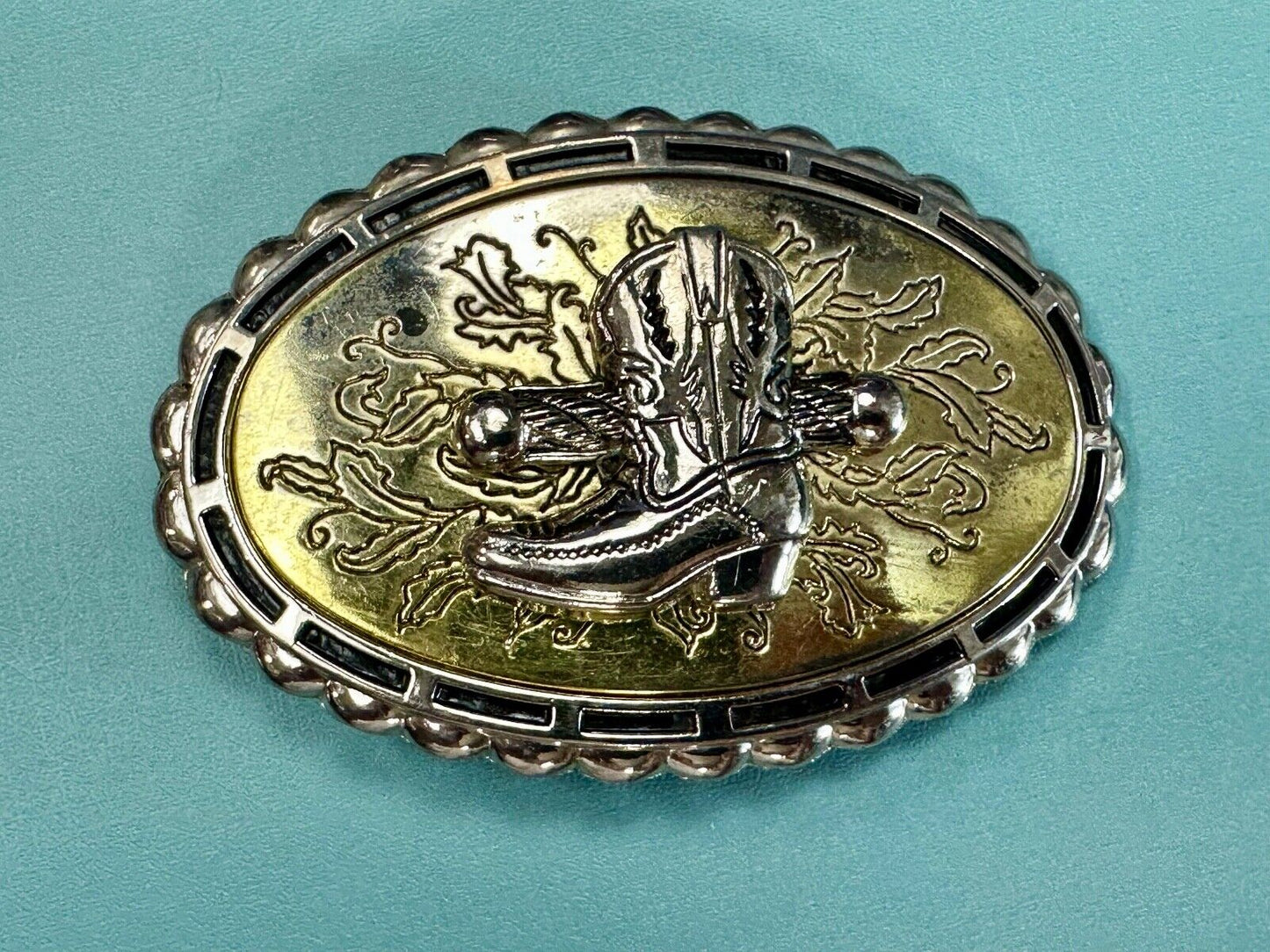 Unique! Cowboy boot and Fence Log - ornate western oval belt buckle