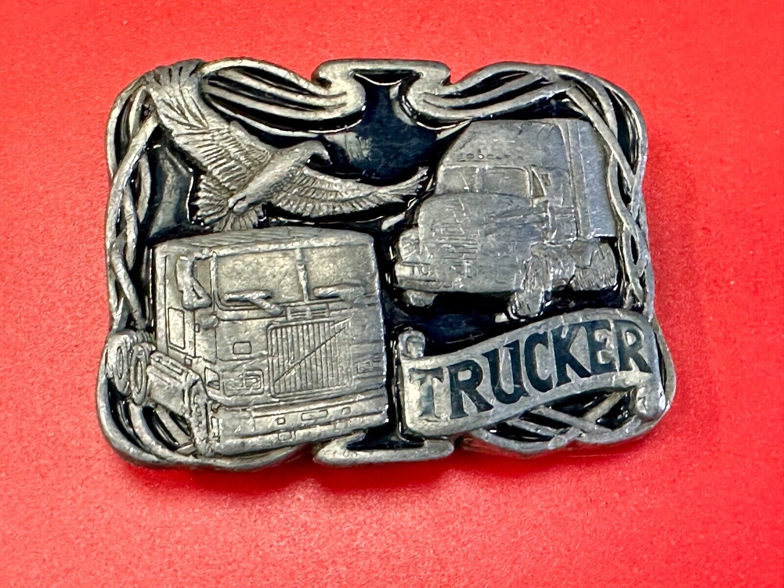 Trucker - Vintage Semi Driver Masterpiece collection belt buckle - of America!
