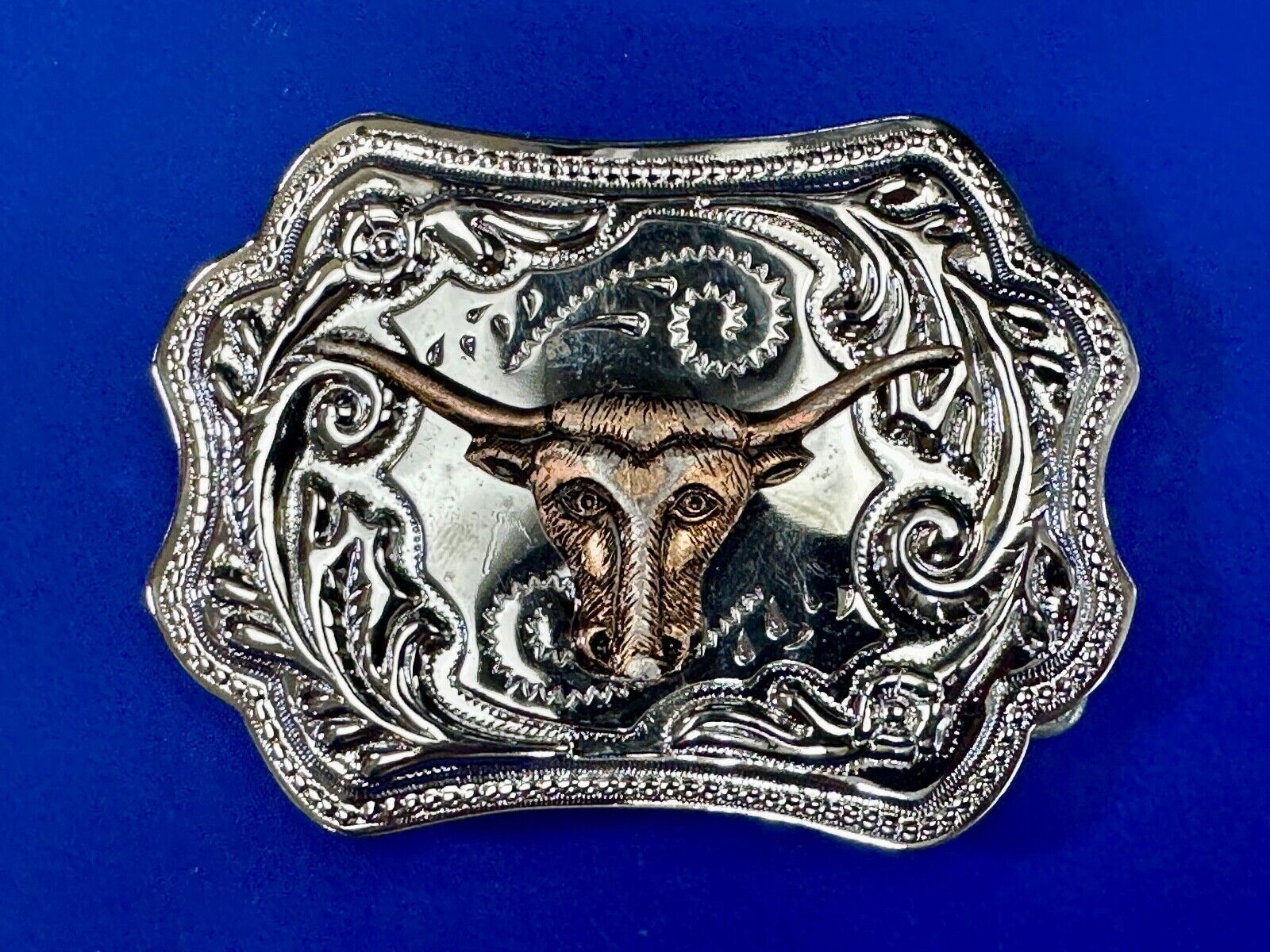 Texas Longhorn Steer Cowboys Vintage two tone belt buckle