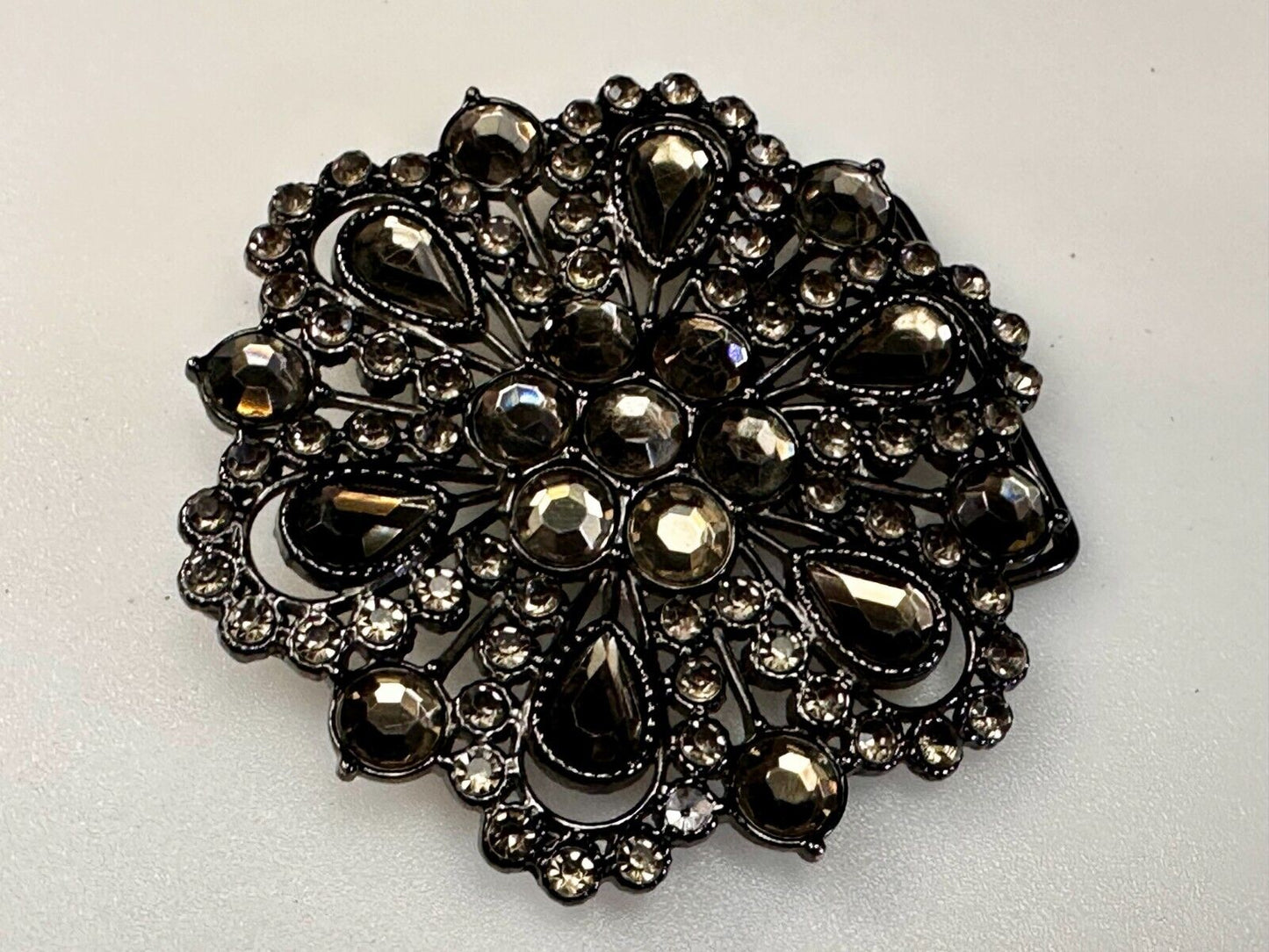Victorian Style Clear Rhinestone Flower Burst Vintage Silver Tone Belt Buckle