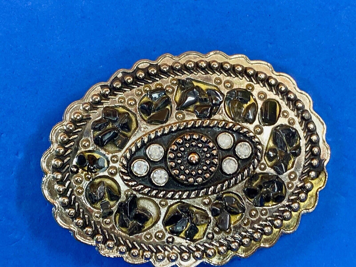 Artisan? Chunky stone? real or fake leaf pattern black color Belt Buckle 