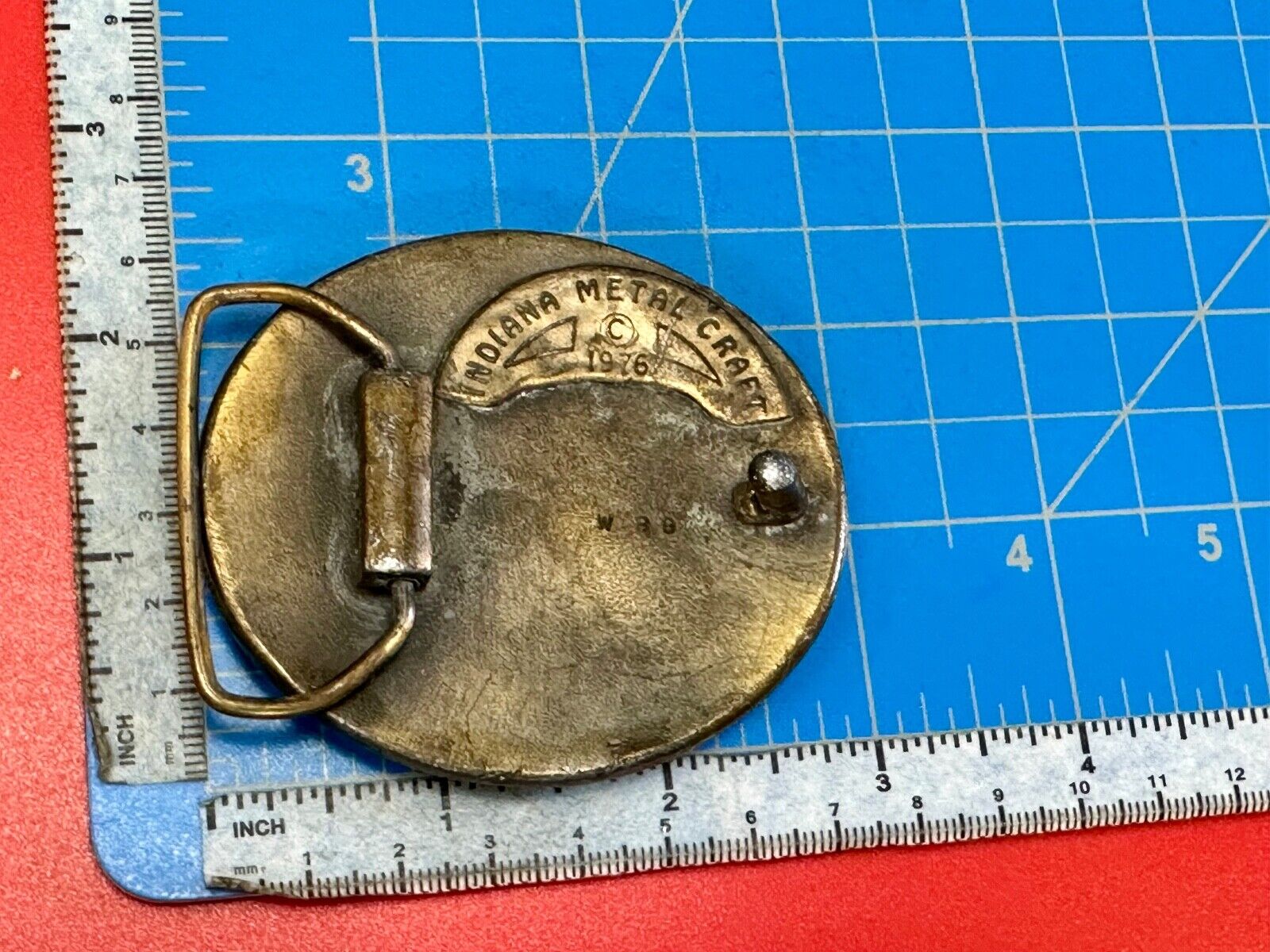Vintage 1976 Native American Indian,  Indiana Metal Craft belt buckle  W-99