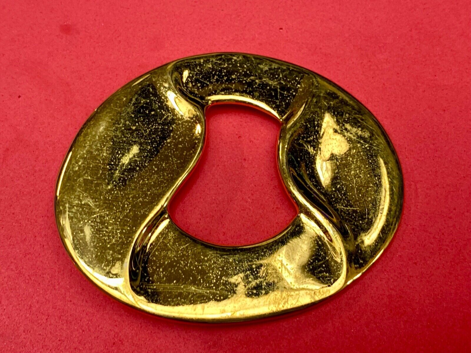 Artist Ginnie Johansen signed gold color abstract oval scarf slide