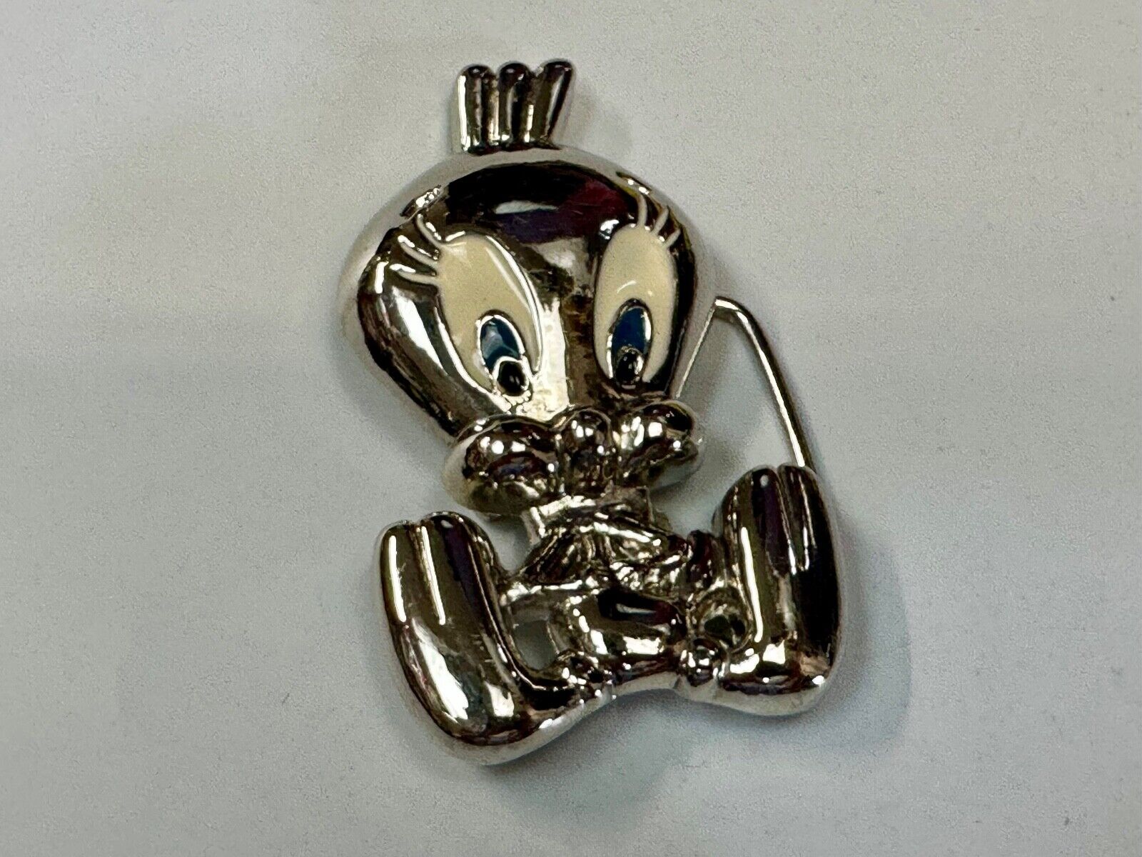 Tweety Bird Looney Tunes Enamel Eyes Silver Tone Small Vintage Belt Buckle