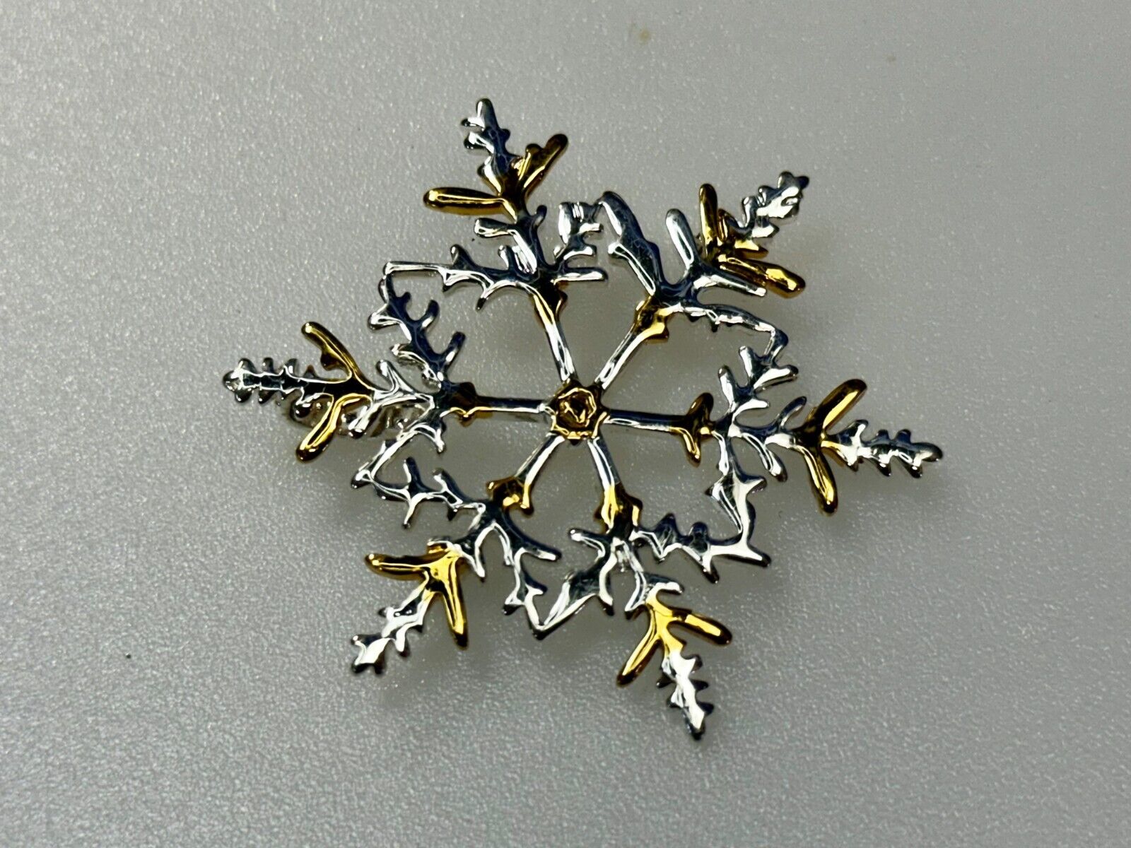 Beautiful Snowflake Cutout Silver Gold Tone Brooch Pin Signed by Best