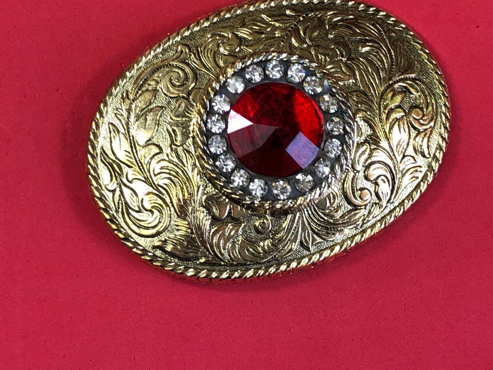 Unknown -  QUALITY Red Rhinestones?  centerpiece western belt buckle 