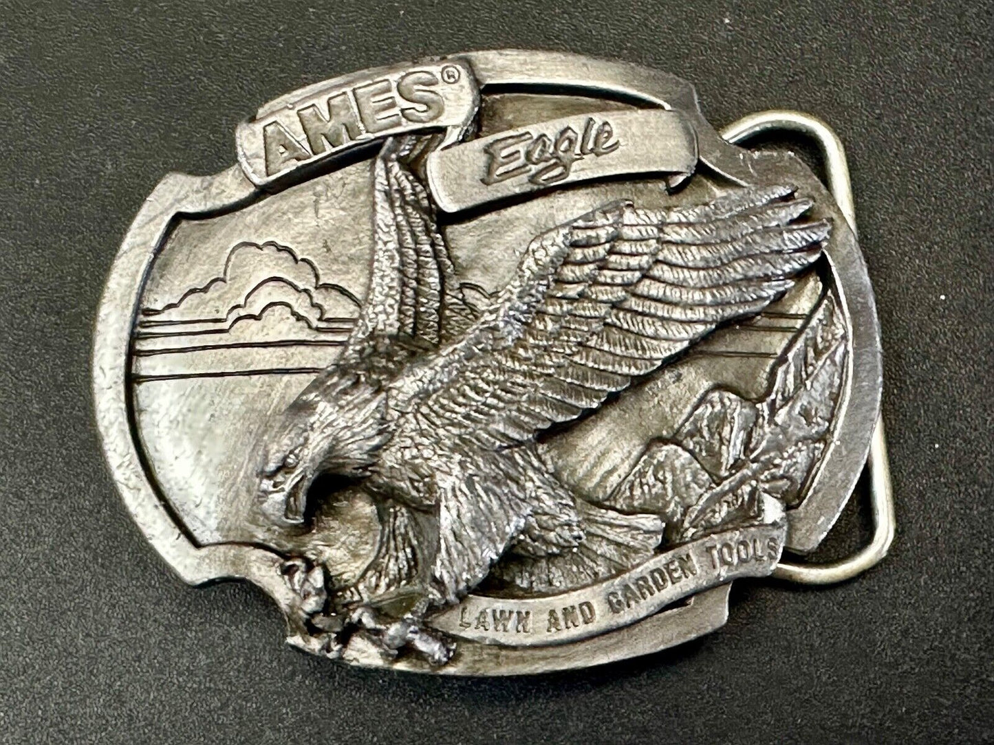 Ames Eagle Lawn and Garden Tools vintage 1987 Siskiyou belt buckle