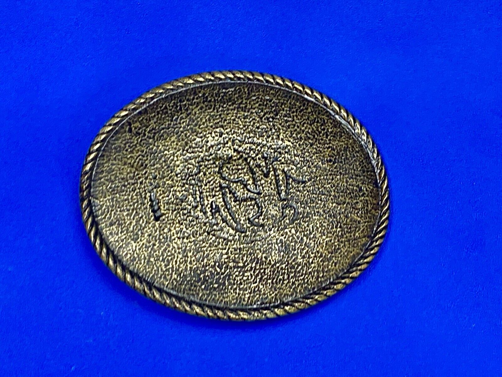 Unknown Markings On Brass Tone Rope Boarder Belt Buckle  - Project?